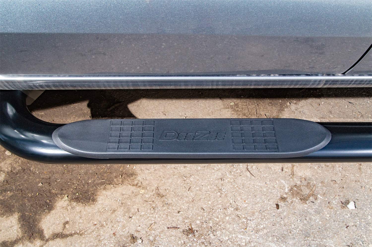 Dee Zee 4" Oval UltraBlack DZ372239 Nerf Bars