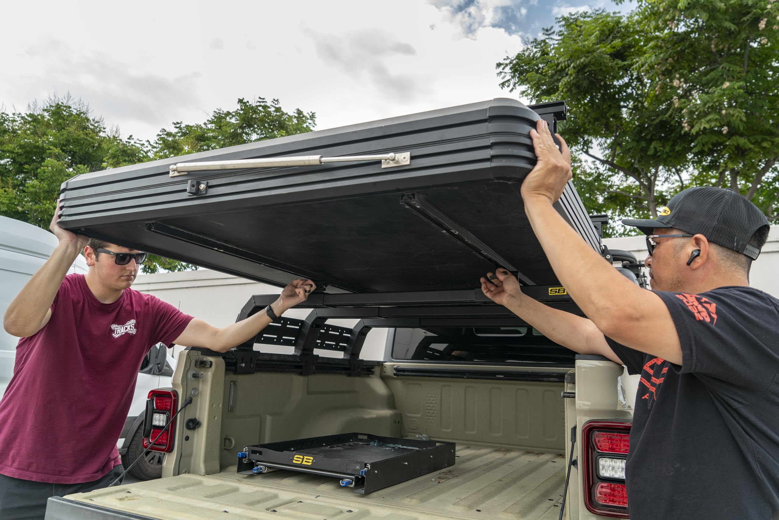 Quick Release Smittybilt Tent Mount Kit – SB2500