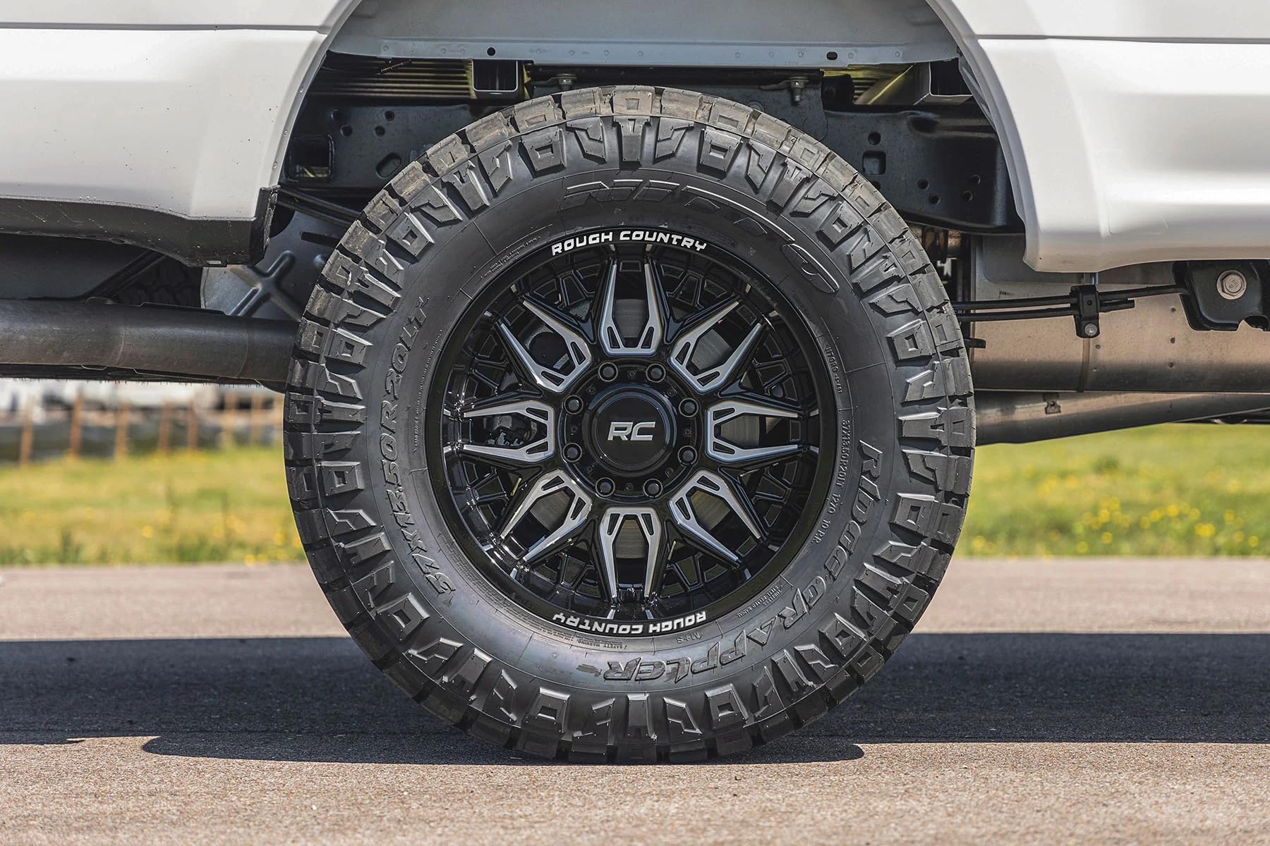 Rough Country One-Piece 86 Series Aluminum Wheel - 20x10, 8x180mm Bolt Pattern, 19mm Offset, Gloss Black