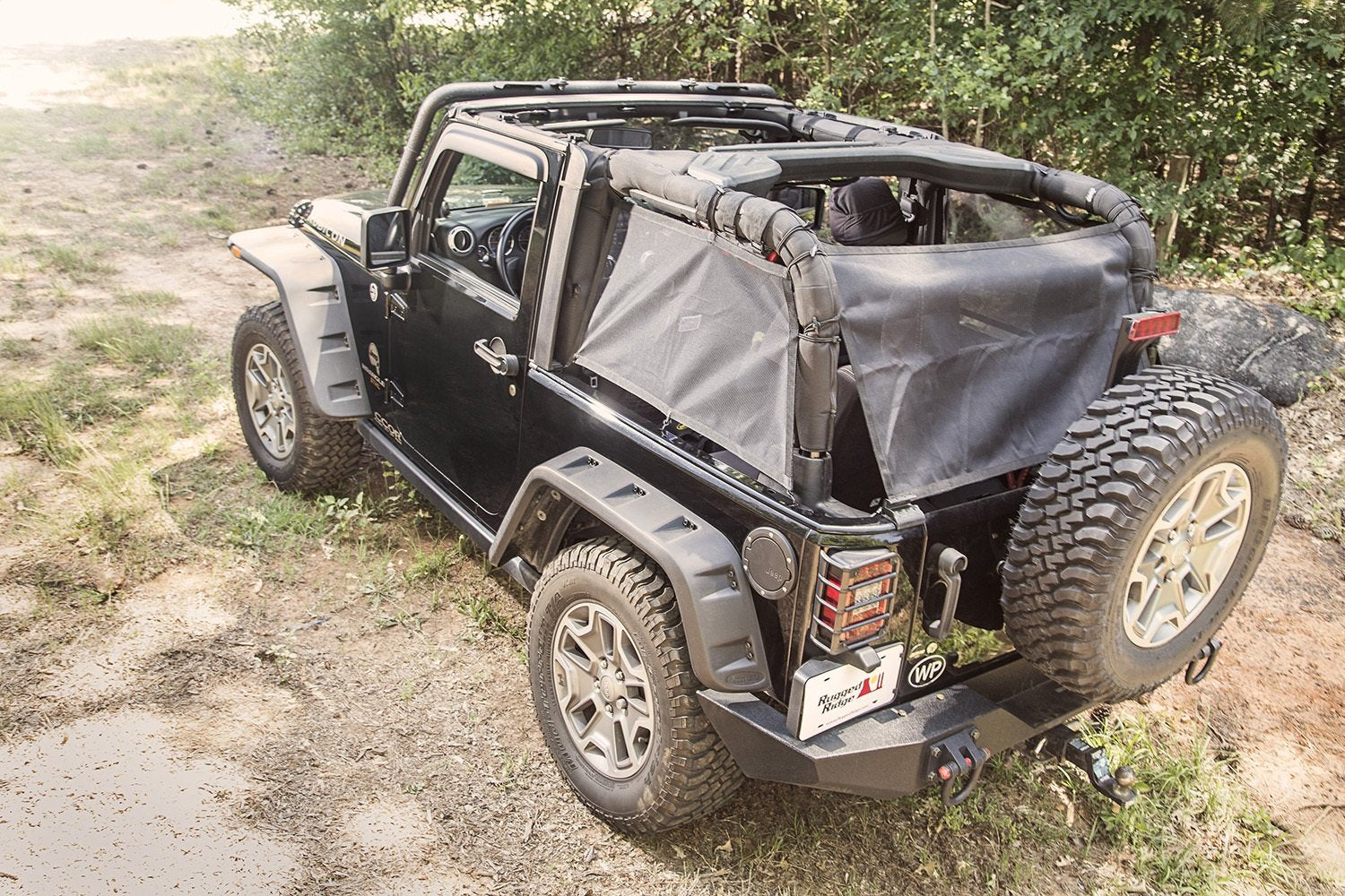 Eclipse Cargo Barrier | Rugged Ridge | 13579.41 | Fits 2007-2018 Jeep Wrangler JK 2-Door