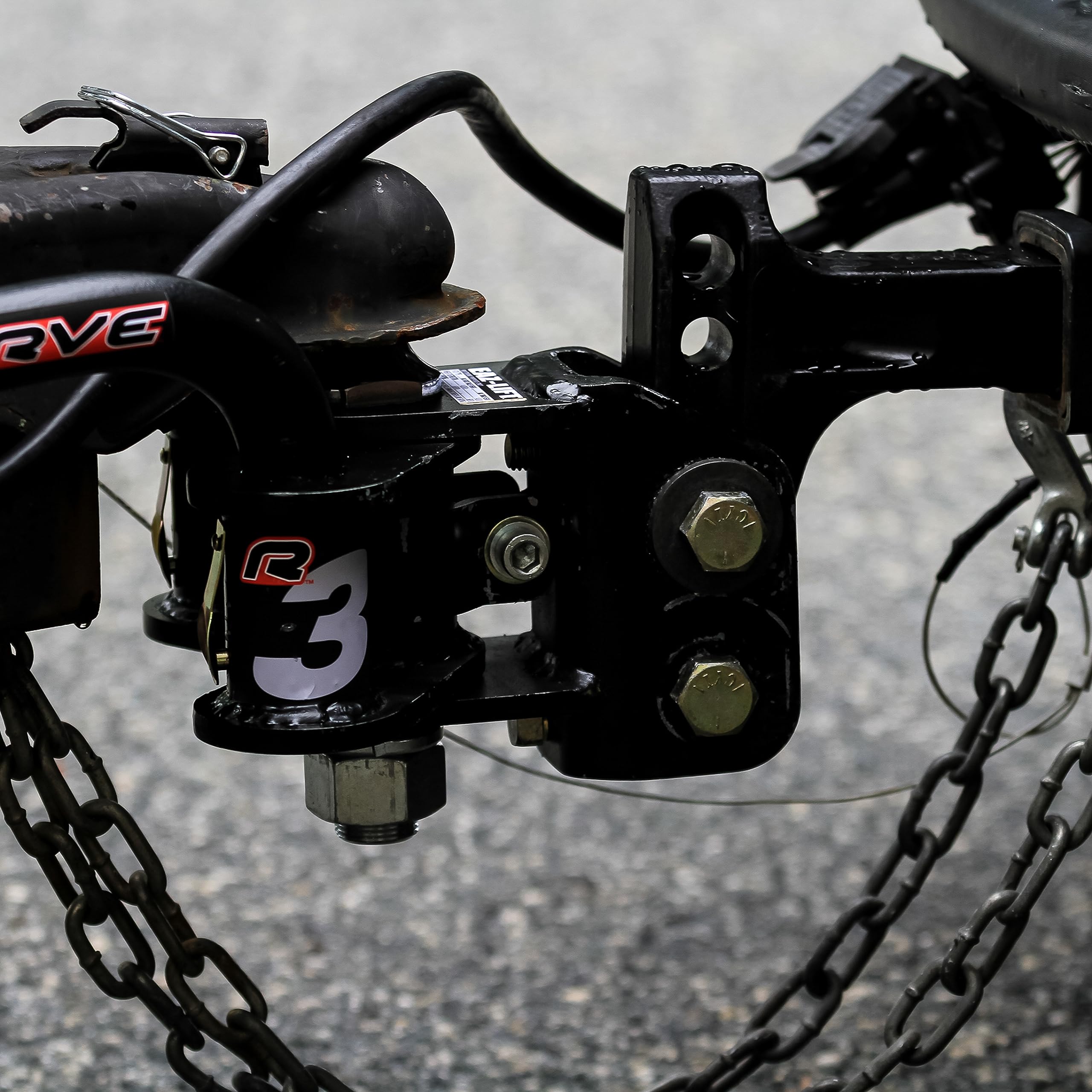Eaz-Lift Camco ReCurve R3 600lb Camper/RV Weight Distribution Hitch - Features Adjustable Sway Control & Includes 2" Hitch Ball w/8,000lb Max Rating - 800lb Max Tongue Weight Rating (48771)