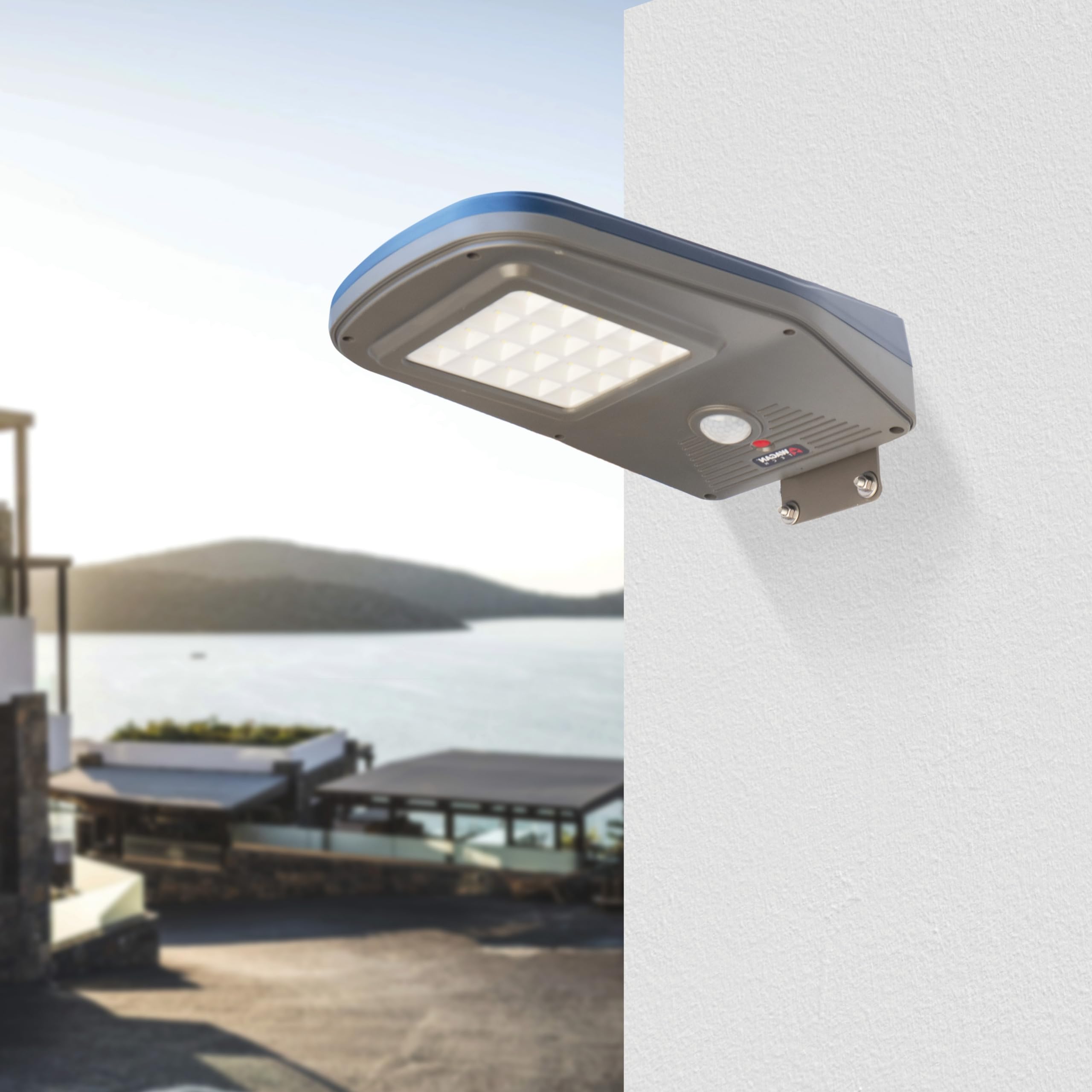 Wagan 3000 Lumen EL8591 LED Solar Street Light with Remote Control Outdoor Solar Powered Flood Light Dusk to Dawn Waterproof Weatherproof Motion Sensor for Outdoor Garden Yard Path Parking Lot