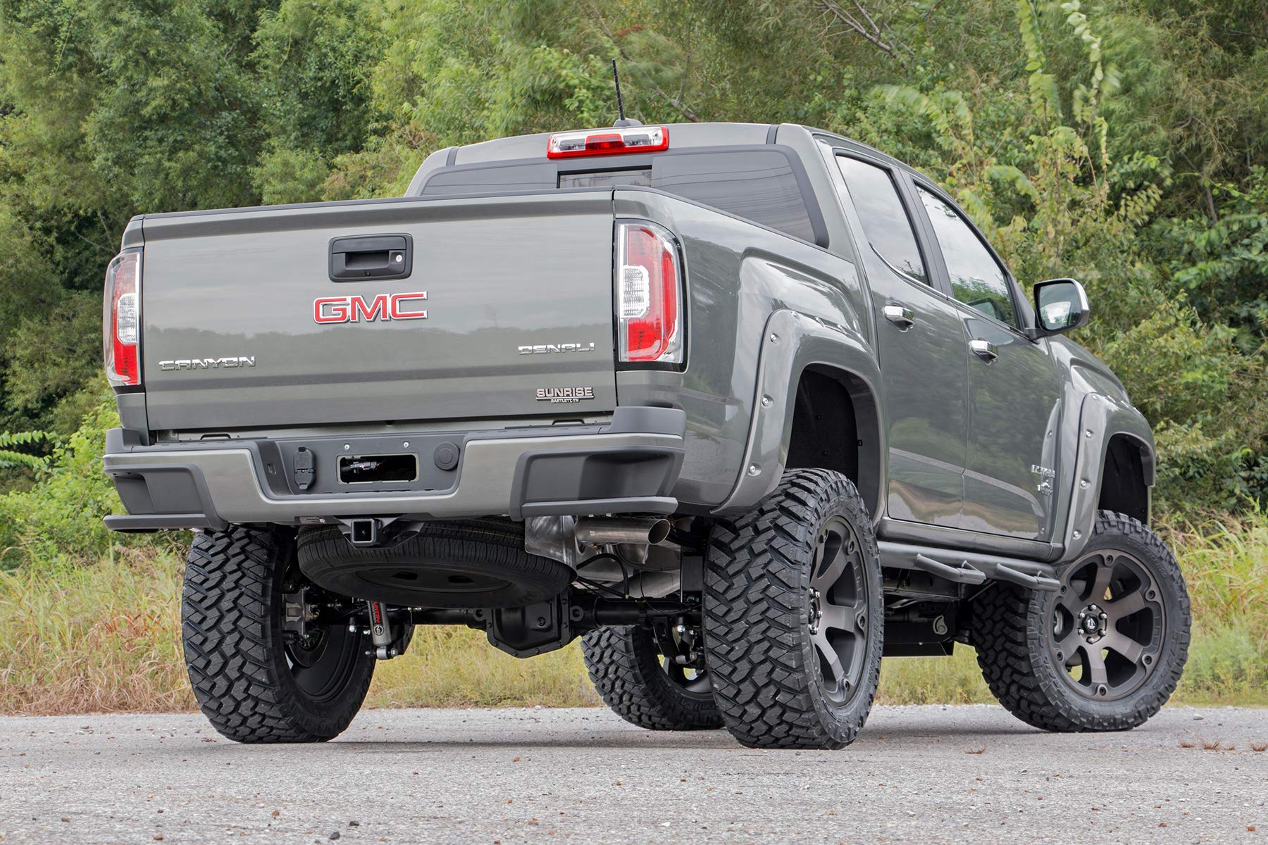 2" N3 Rough Country Front Shocks for 02-06 Chevy Avalanche 2500-23244_A