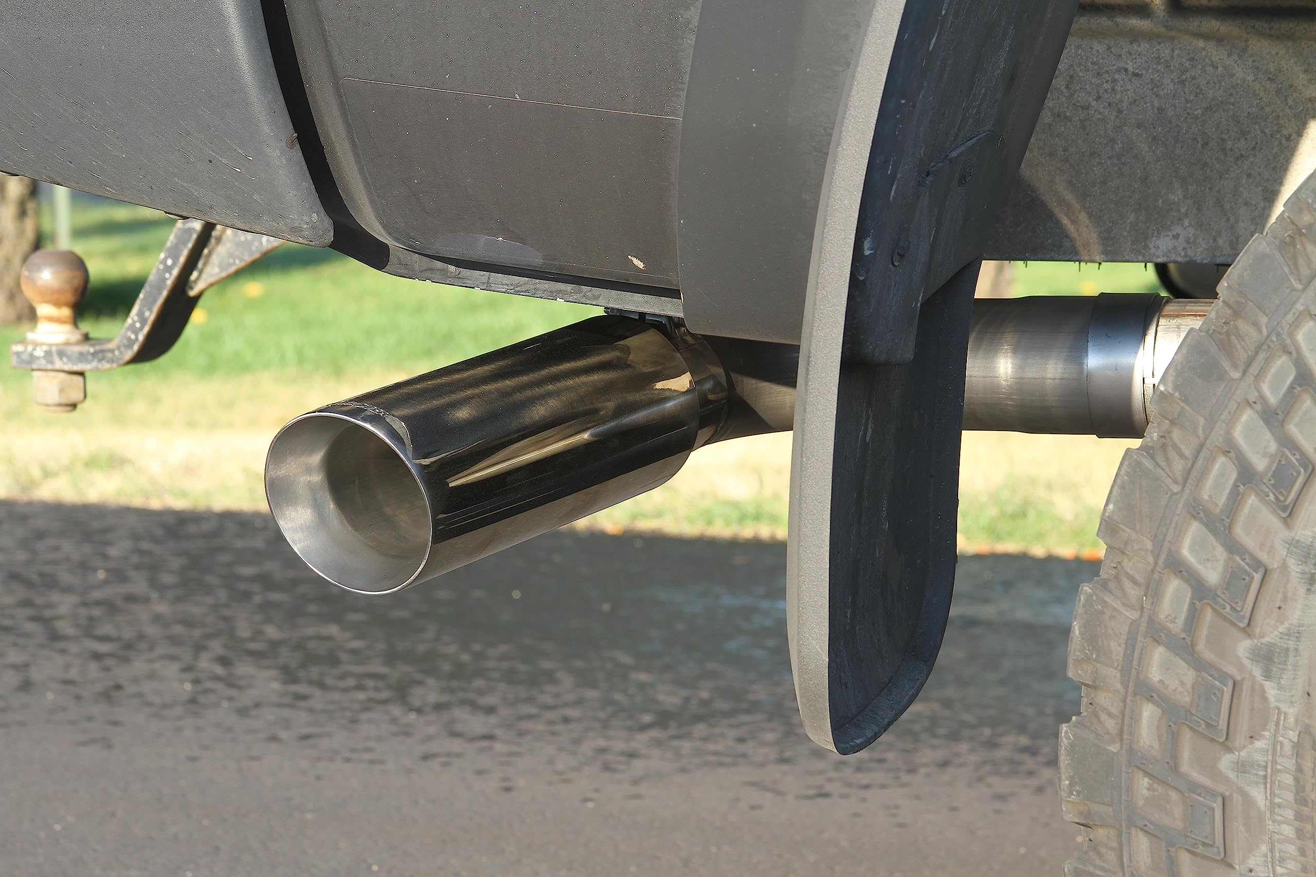 American Thunder Flowmaster 817709 Cat-Back Exhaust Kit 3 Inch 409 Stainless Steel Dual 4 Inch Polished Tips Compatible with 2014-2024 Ram 2500 6.4L 149.4 160.5 169.4 Inch Wheelbases