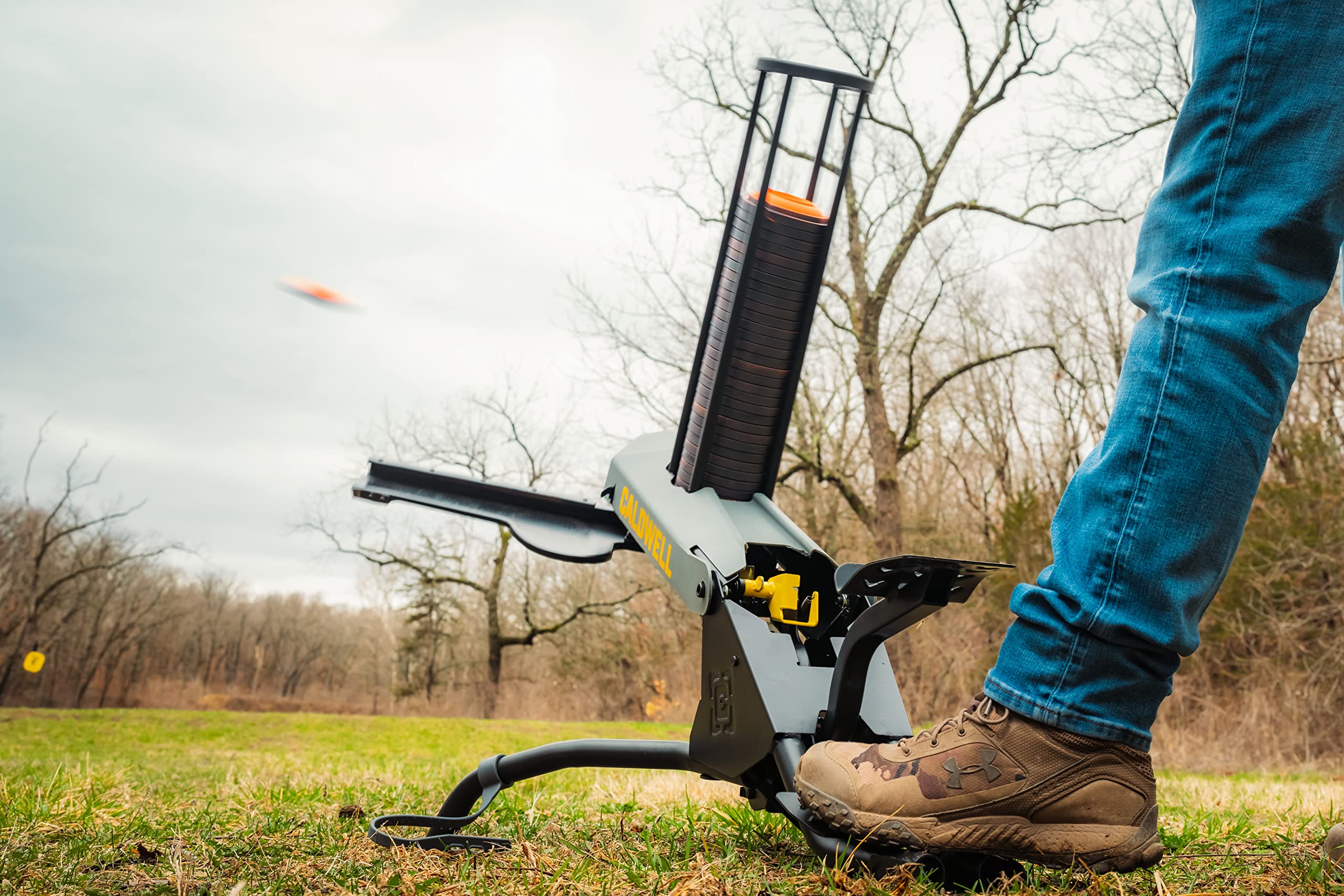 Caldwell Target Claymore Thrower 50 Clay Capacity, 55 Yd Throw with Foot Pedal for Single Person Use - No Electricity Needed