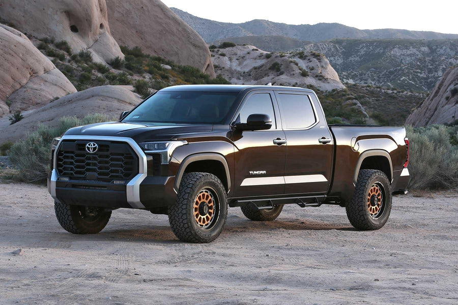 2022 Tundra 4WD Fabtech 3in UCA Kit w/Uniballs & Fr Shk Spcrs & Rr Air Bag Spcrs & Rr Stealth Shock (K7089M)