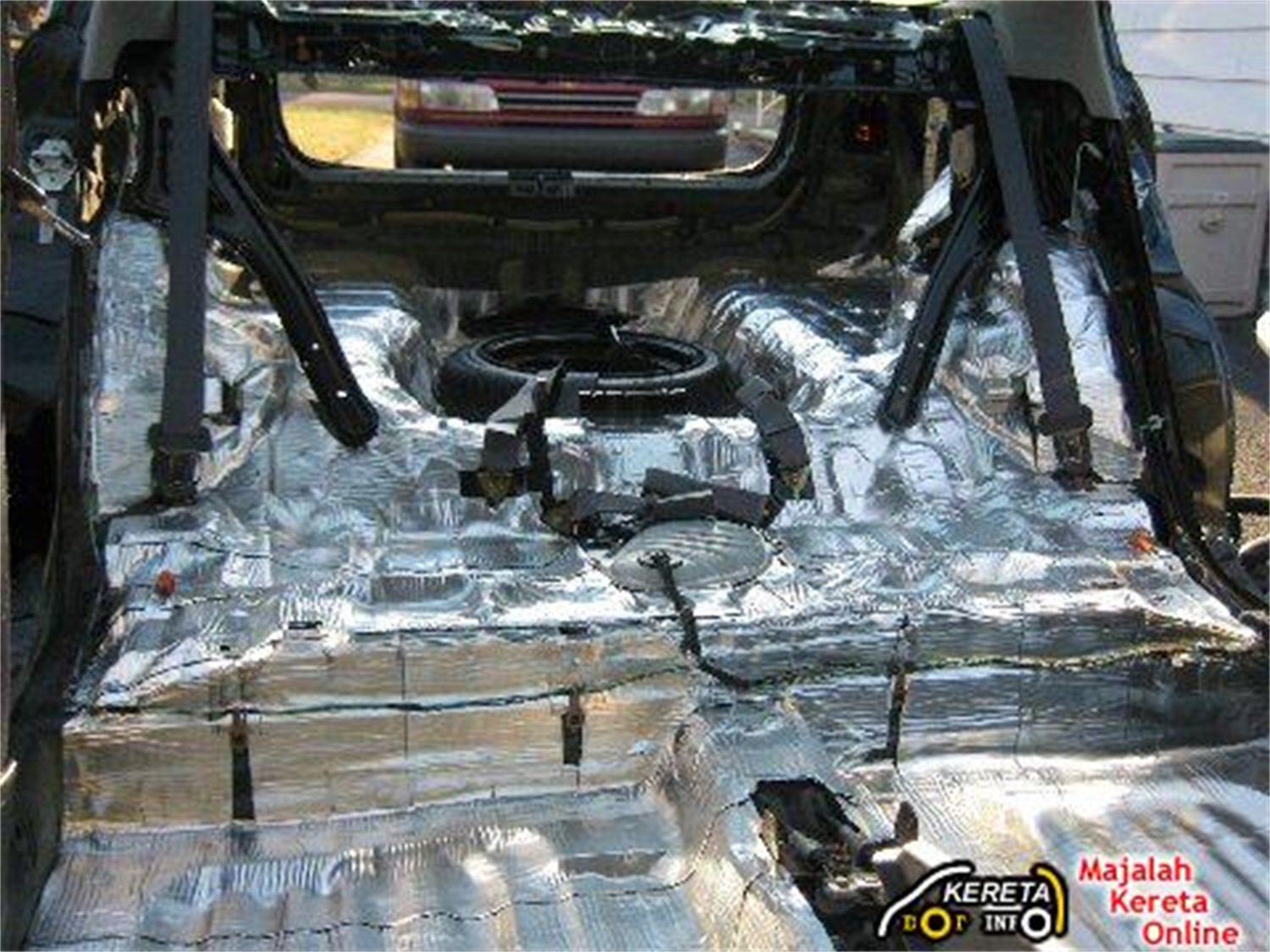 Hushmat 2006-2010 Jeep Wrangler - Floor Custom Vehicle Kit 665211