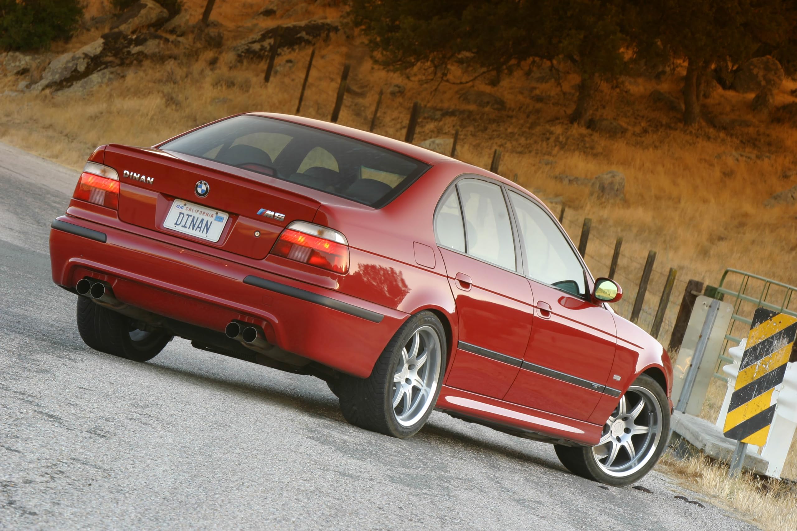 Dinan Free Flow D660-3950 Axle-Back Exhaust - Compatible with 2000-2003 BMW M5