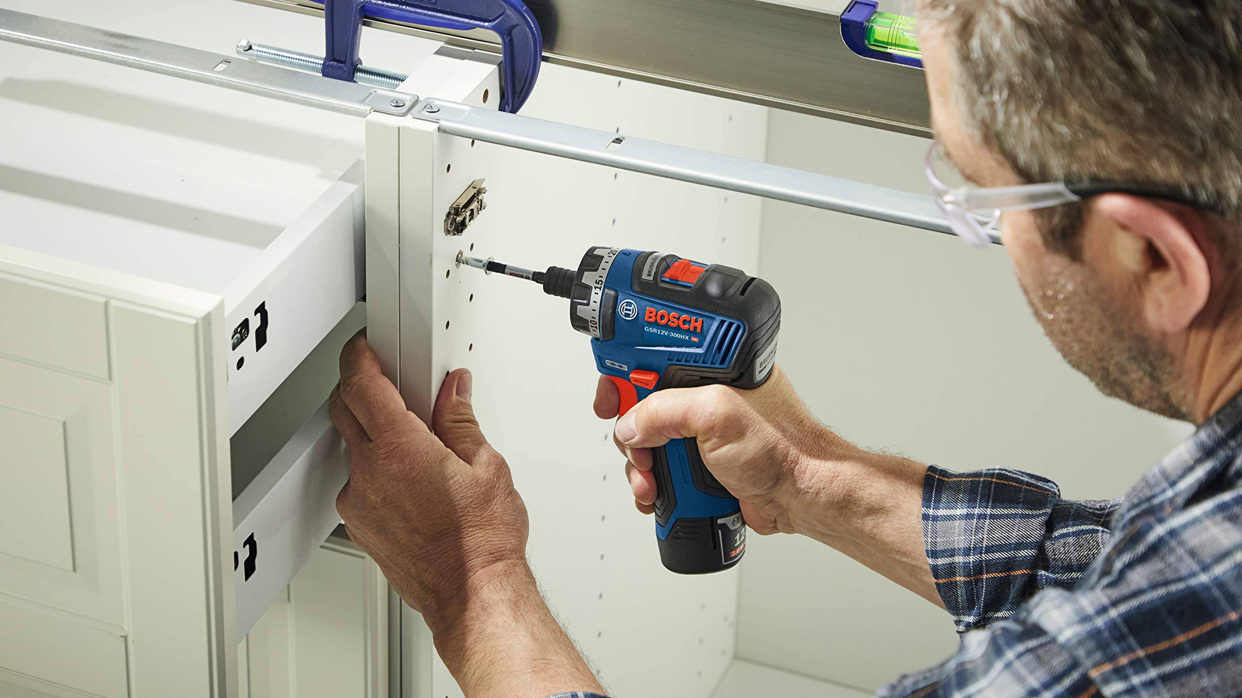 12V Max BOSCH GSR12V-300HXB22 Brushless 1/4 In. Hex Two-Speed Screwdriver Kit with (2) 2.0 Ah Batteries
