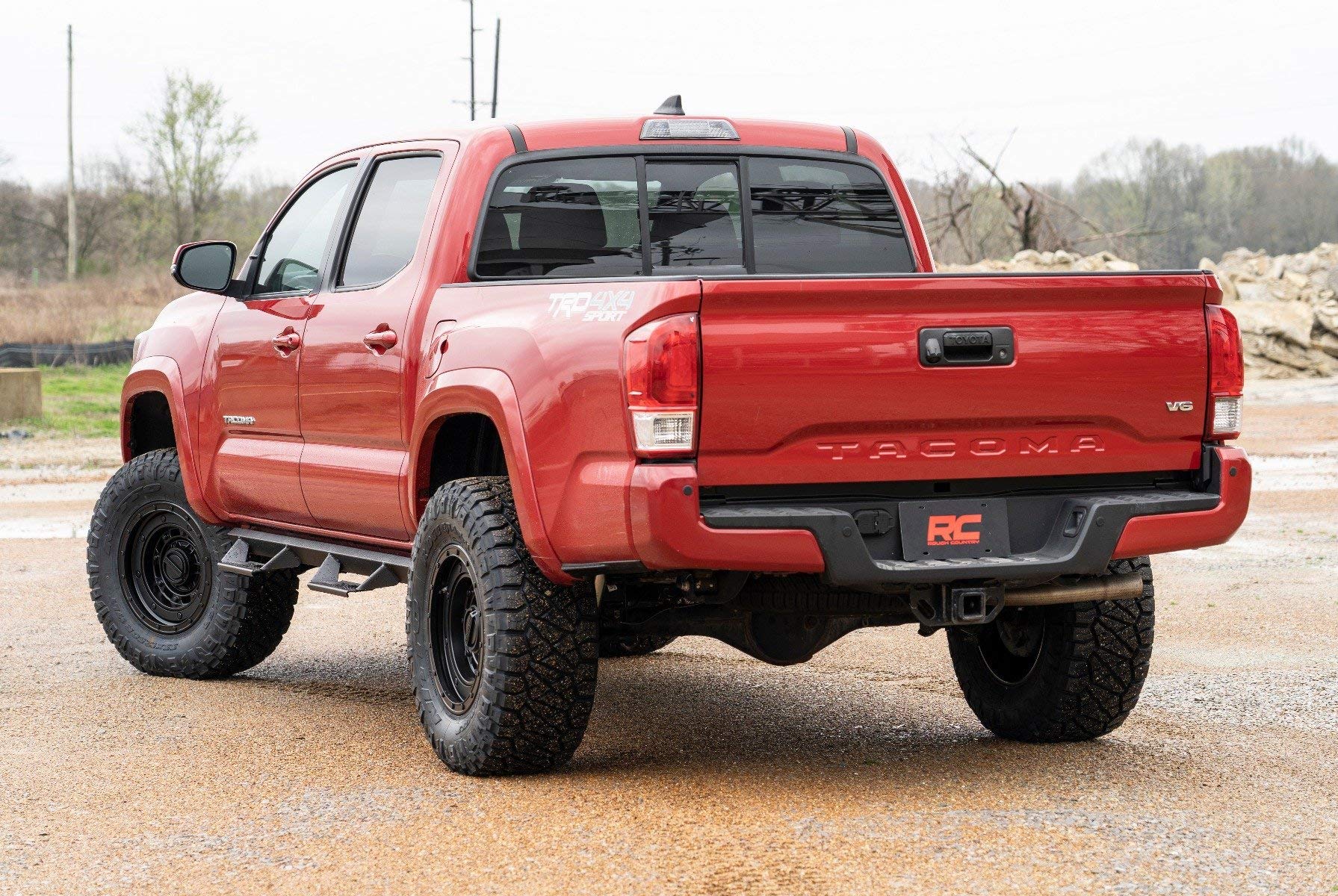 Vertex Rough Country 3.5" Bolt-On Lift Kit w/V2 Shocks for 05-23 Tacoma - 74257