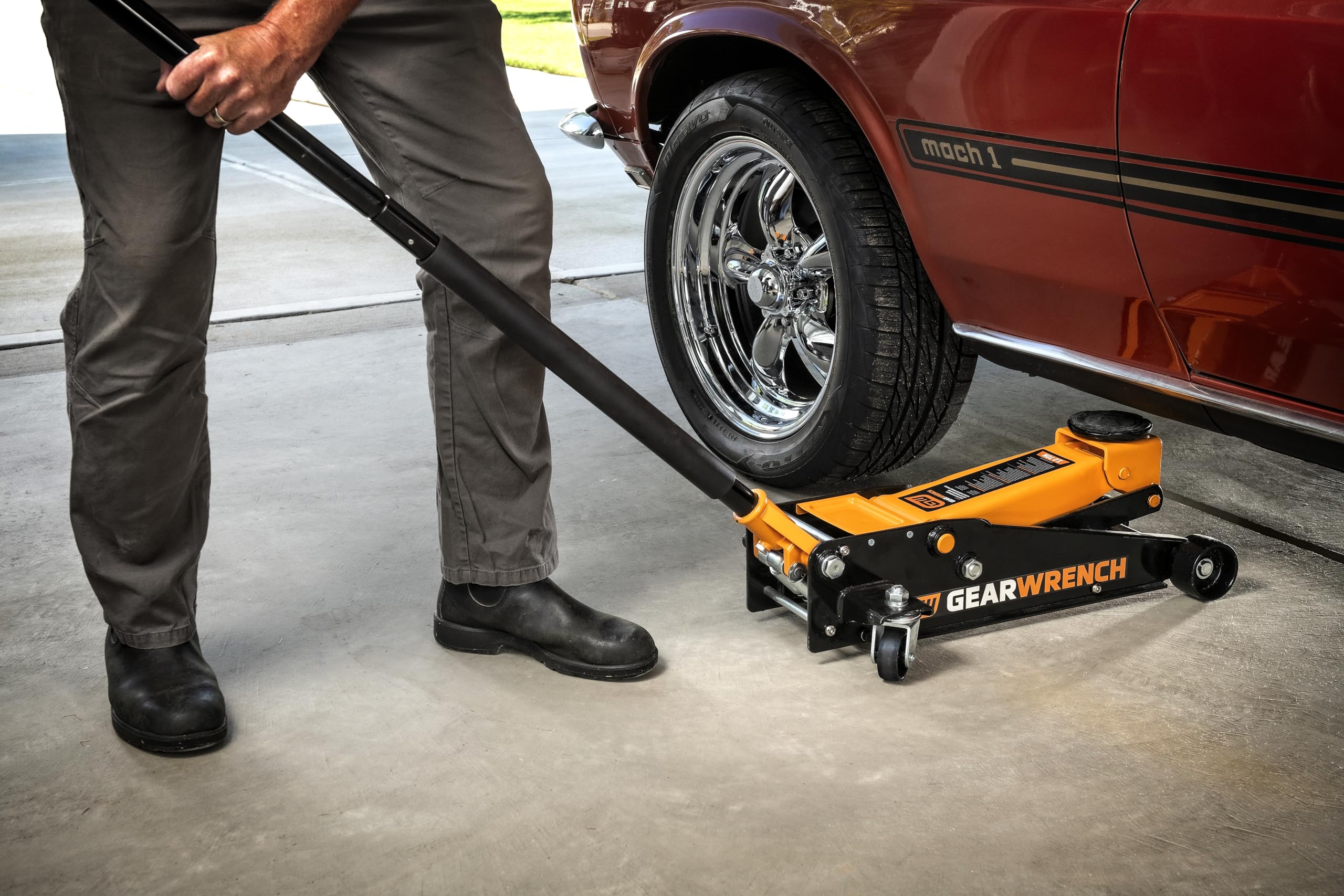 3 Ton GEARWRENCH Heavy-Duty Floor Jack | GWHDFJ3T