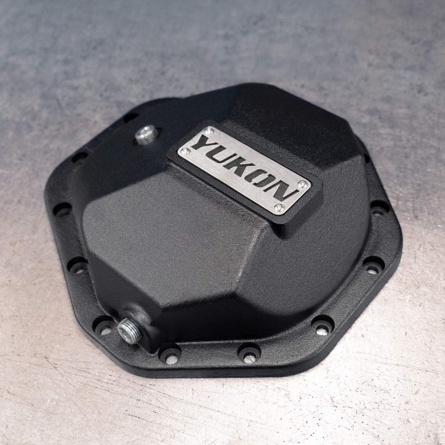 Hardcore Yukon Rear Nodular Iron Differential Cover for GM 14T with 3/8" Bolts (YHCC-GM14T-S)