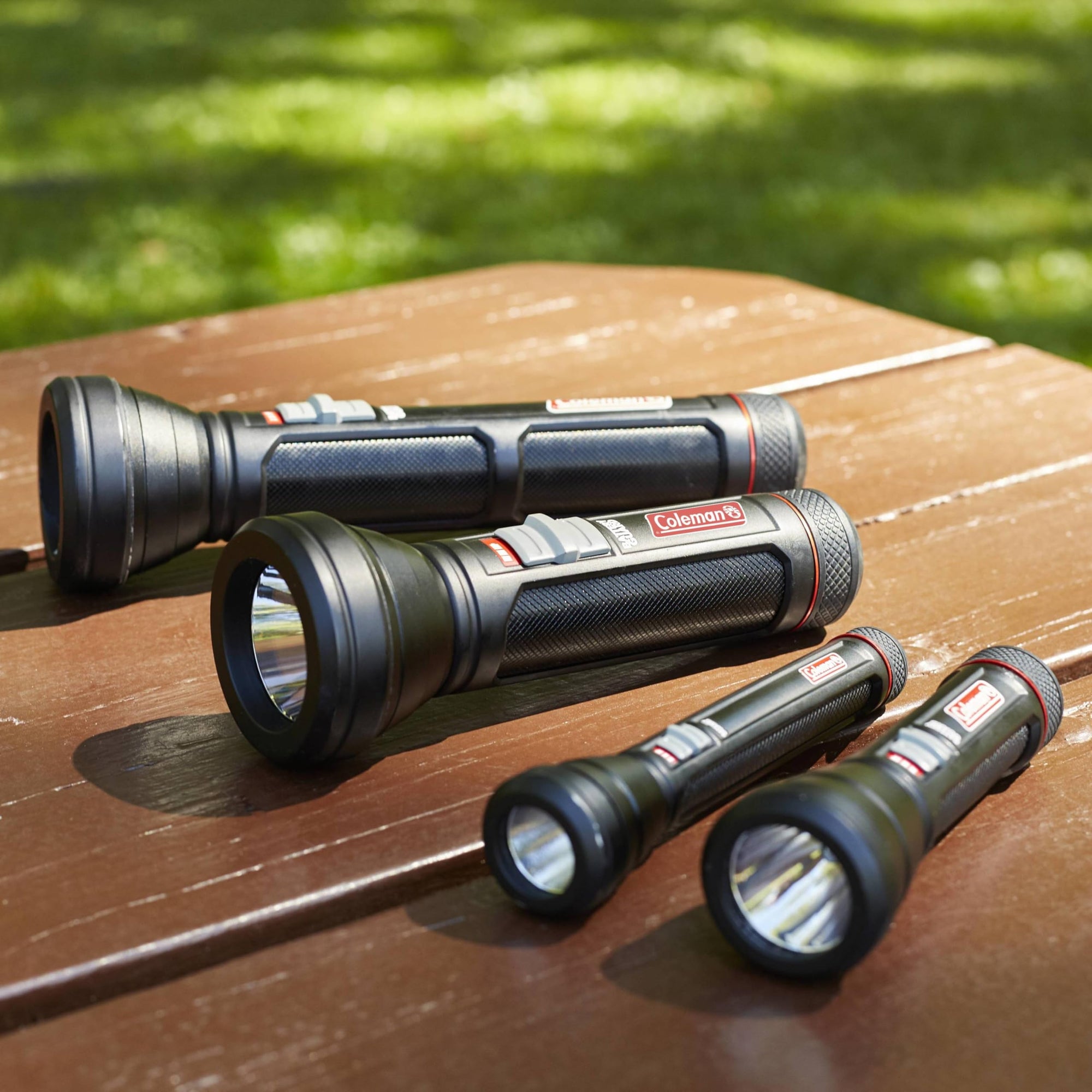 Battery Guard Coleman 250m LED Flashlight Black