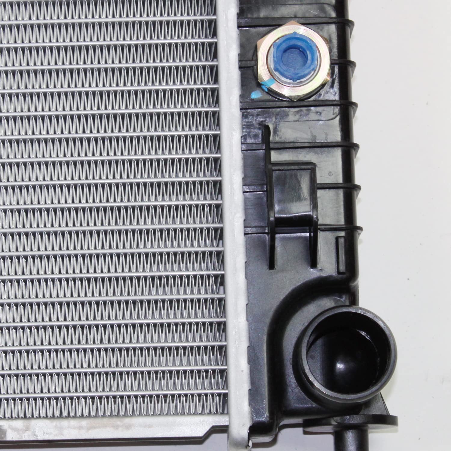 Radiator TYC 2856 Compatible with 2006-2009 Ford Fusion