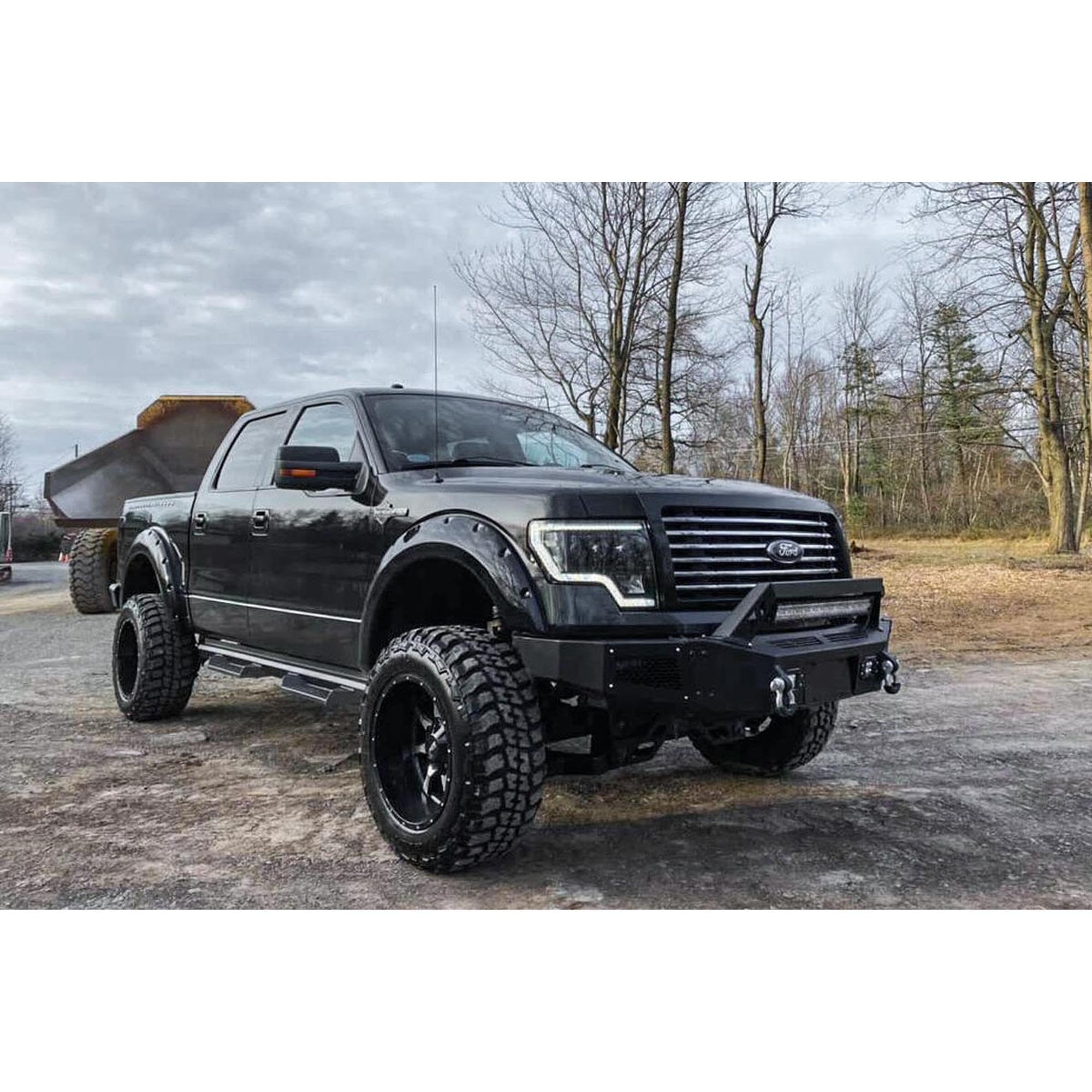 6" Rough Country Suspension Lift Kit w/M1 Struts for 2014 Ford F-150 4WD - 57540
