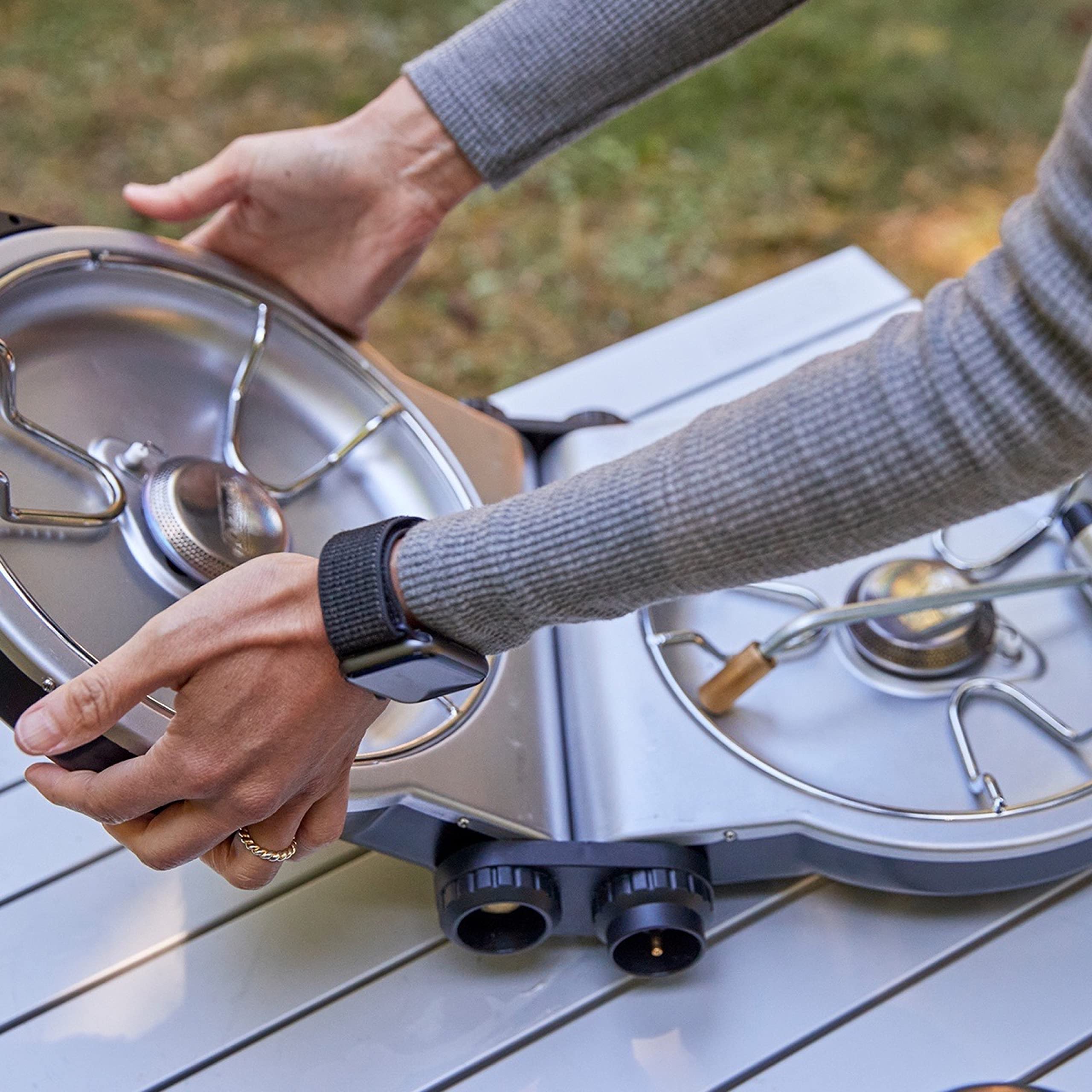 Coleman 2-Burner Fold ‘N Go Propane Stove, Dual Adjustable Burners with 20,000 BTUs of Power & InstaStart Ignition, Great for Camping, Tailgating, Grilling, & More