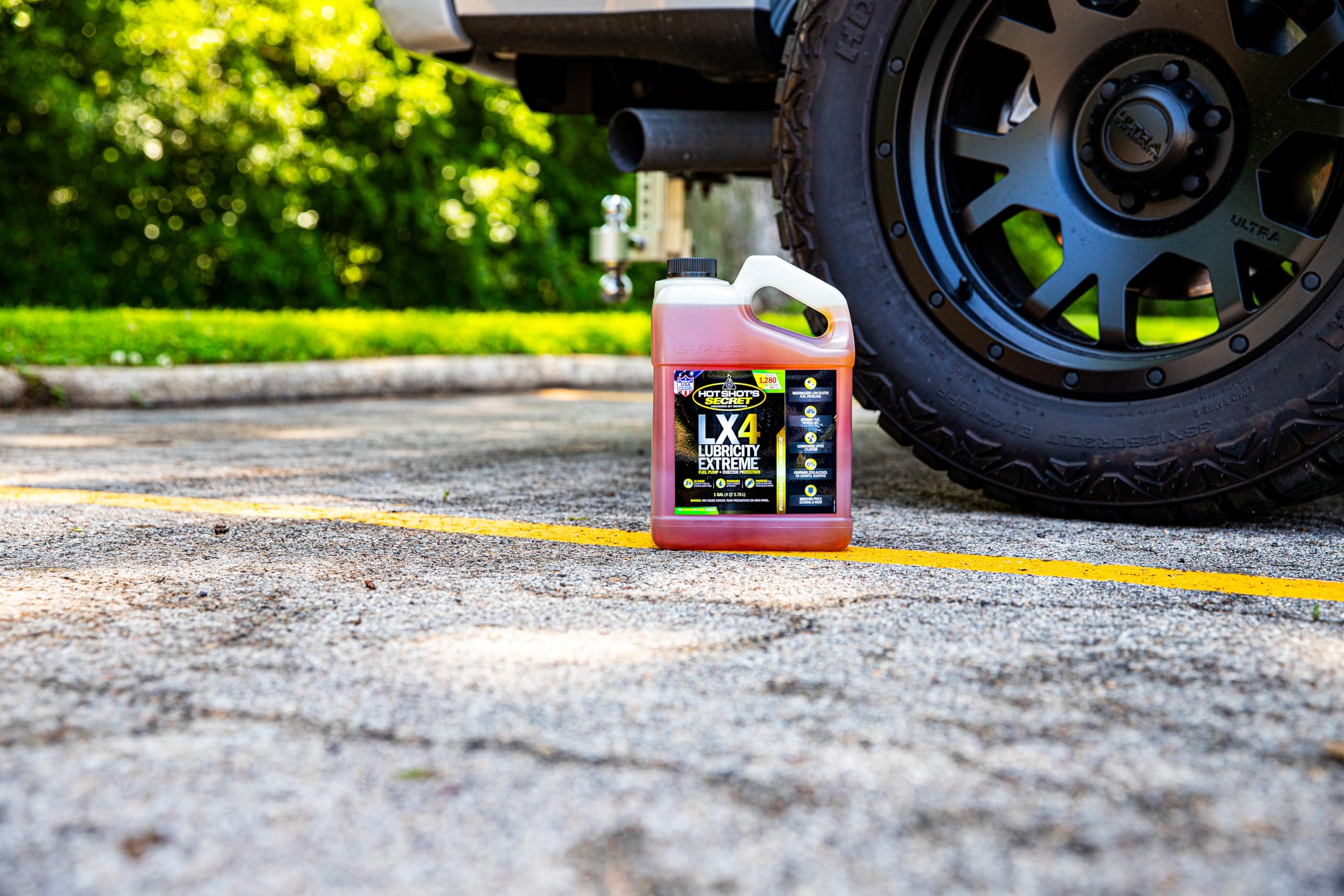 Hot Shot's Secret LX4 Extreme Lubricity 1 Gallon, Fuel Treatment for All Engines, Gasoline & Diesel Additive, Fuel Additive Increases Lubricity, Protects & Extends Fuel System Life
