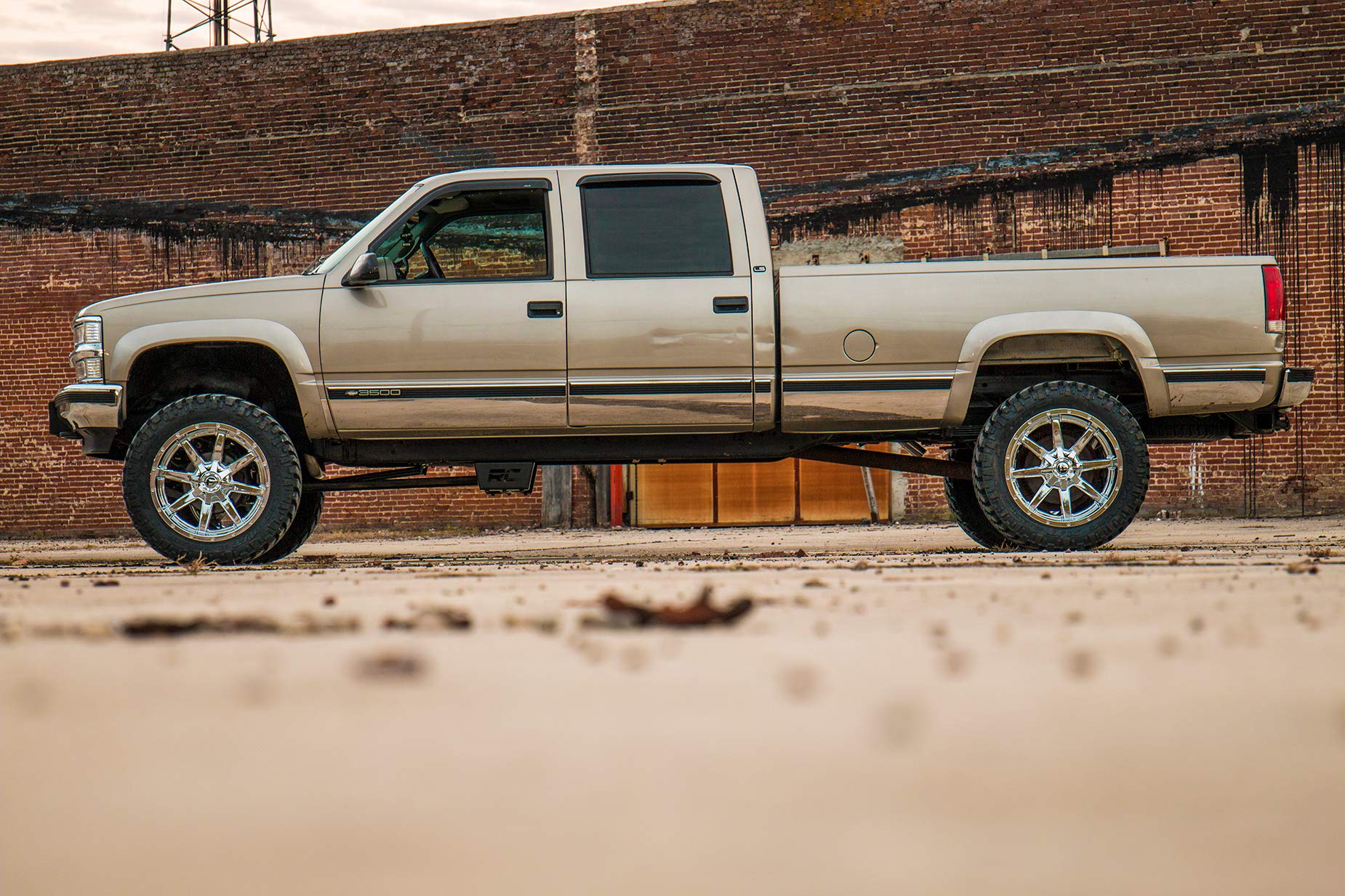 6" Lift Kit Rough Country for 1977-1987 Chevy/GMC C35/K35 Pickup 4WD - 251.20