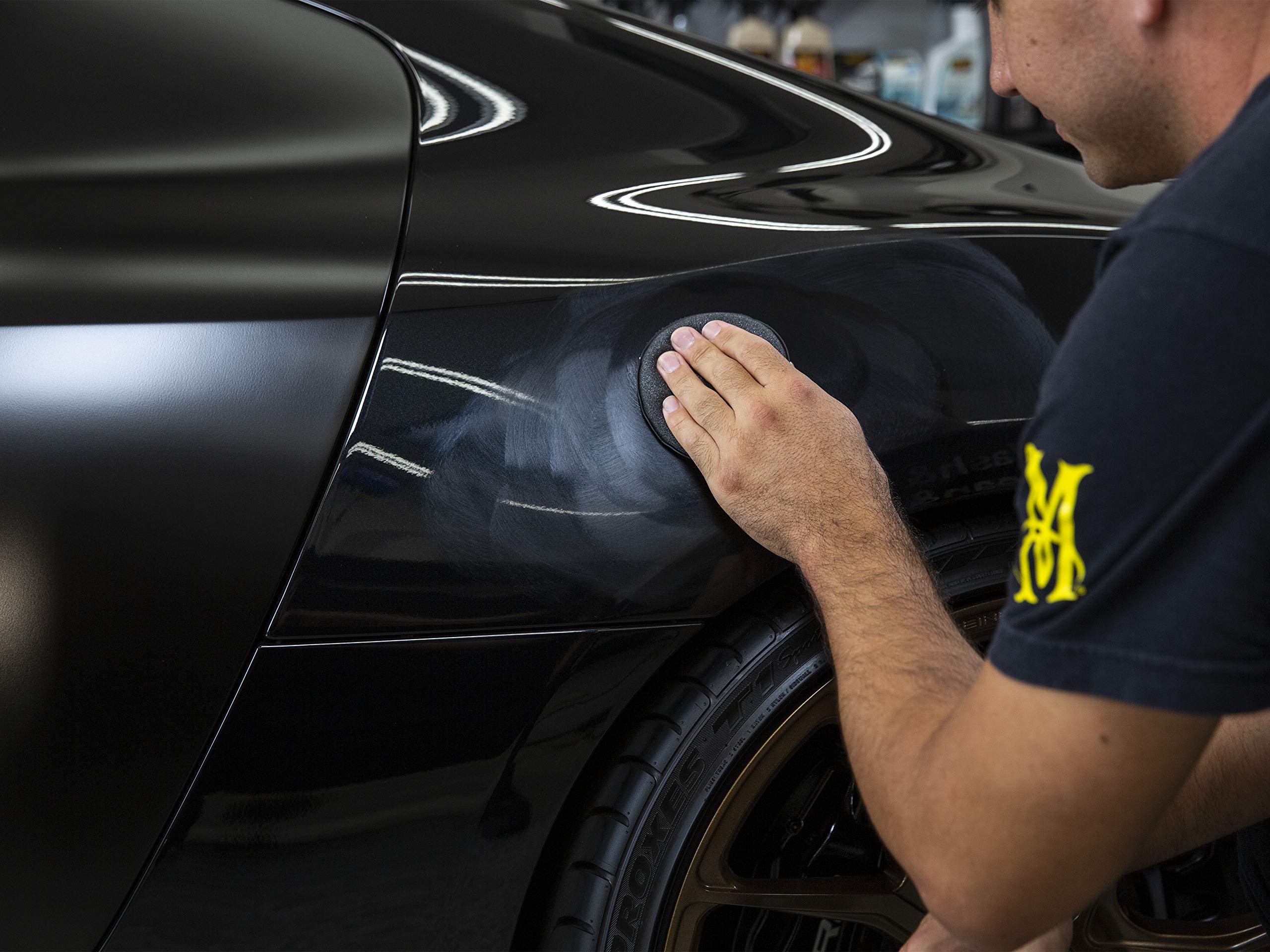 Meguiar's 3 In 1 Wax - Advanced Wax Cleaner that Blends Defect and Scratch Removal, Car Polishing for a High Gloss, and Long-Lasting Paint Protection All in One Step, 16 Oz