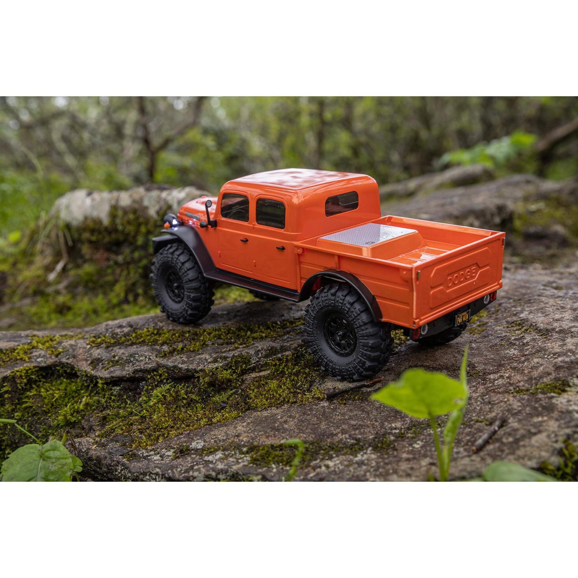 Axial RC Truck SCX24 4 Door Dodge Power Wagon Orange1/24 4 Wheel Drive-RTR (Included Everything Needed to Run) AXI00007T1