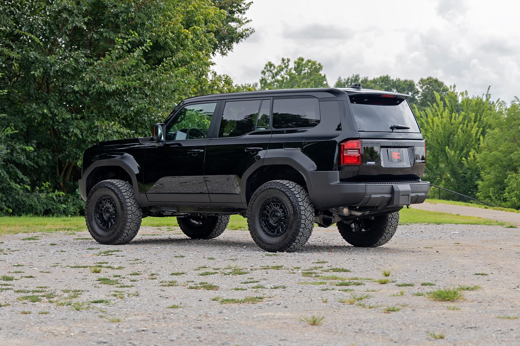 3.5" Rough Country Suspension Lift Kit for 24-25 Toyota Land Cruiser - 72630