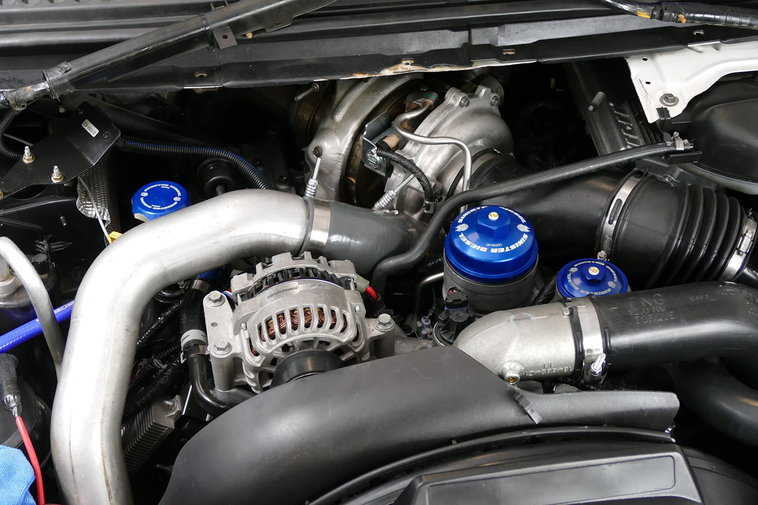 BILLET SINISTER BLUE CAP KIT FOR FORD POWERSTROKE 2008-2010 6.4L