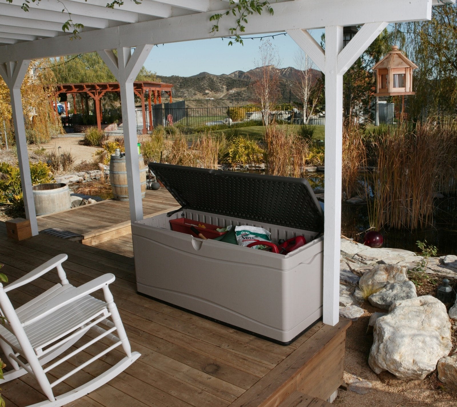 60012 LIFETIME Extra Large Deck Box, 130 Gallon, Desert Sand/Brown