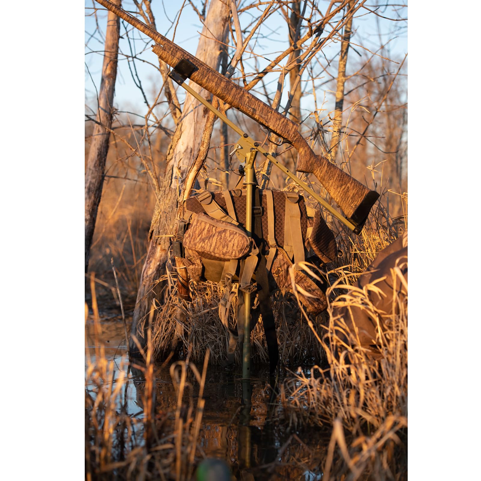 Ultimate Gun & Gear Stick AVIAN-X For Waterfowl Hunting - Lightweight Durable Solid Stable Adjustable OD Green Powder-Coated Stick with Carry Strap