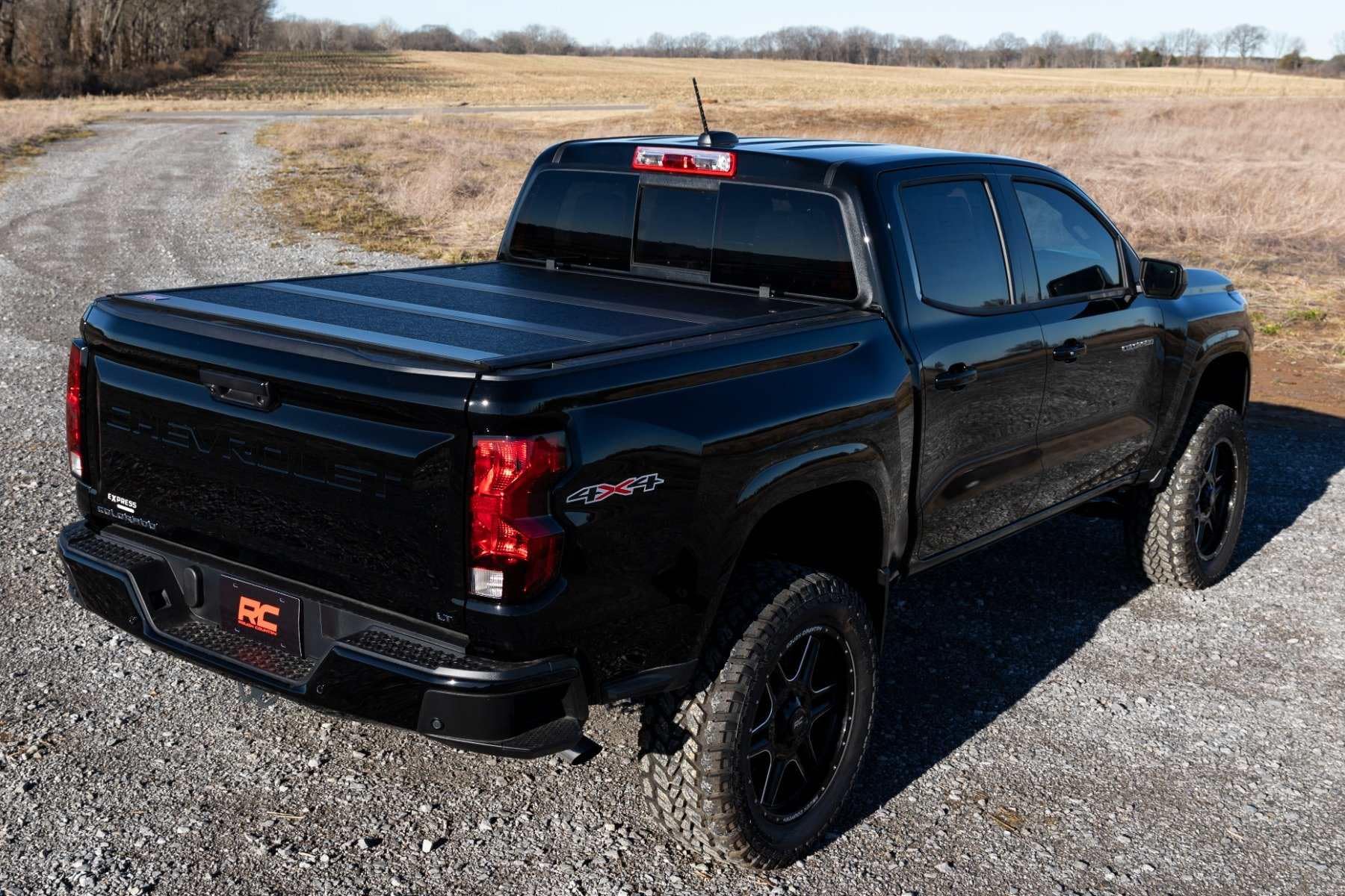 Hard Tri-Fold Tonneau Cover for Chevy Colorado & GMC Canyon Rough Country (2015-2025) - Low-Profile Aluminum Truck Bed Cover, Fits 5' Bed (61.7-62.7")