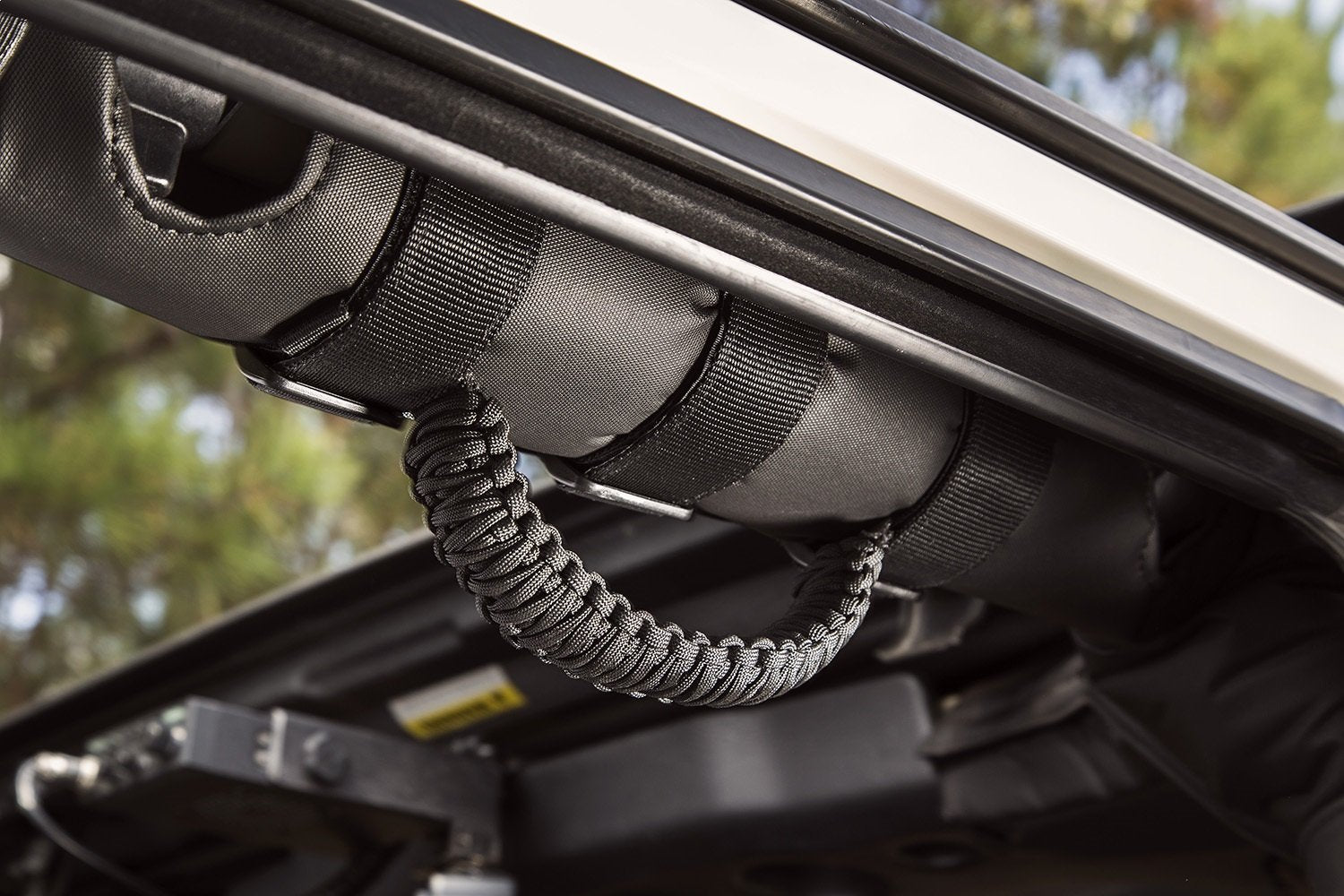 Grab Handle Kit Rugged Ridge 13505.30, Paracord, Black/Black; 55-Current Jeep CJ/Wrangler/Gladiator