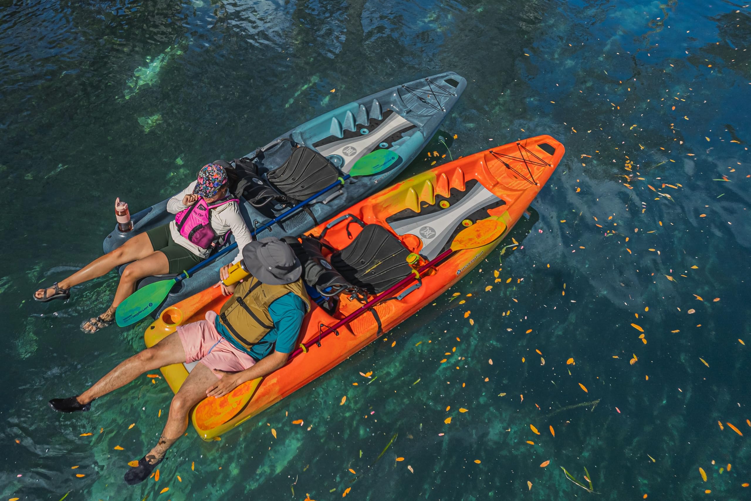 Hangtime 11 Perception Kayak - Recreational Kayak with Reclining Seat - Rear Seat for Lounging - 11 ft - Déjà vu