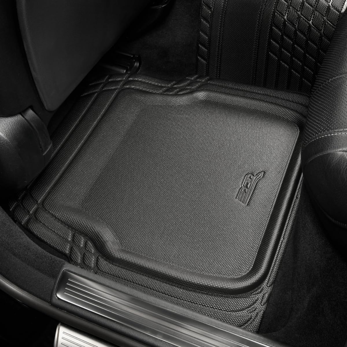Universal 3D MAXpider All-Weather Kagu Floor Mats for Cars, Trucks, & SUV (Medium)