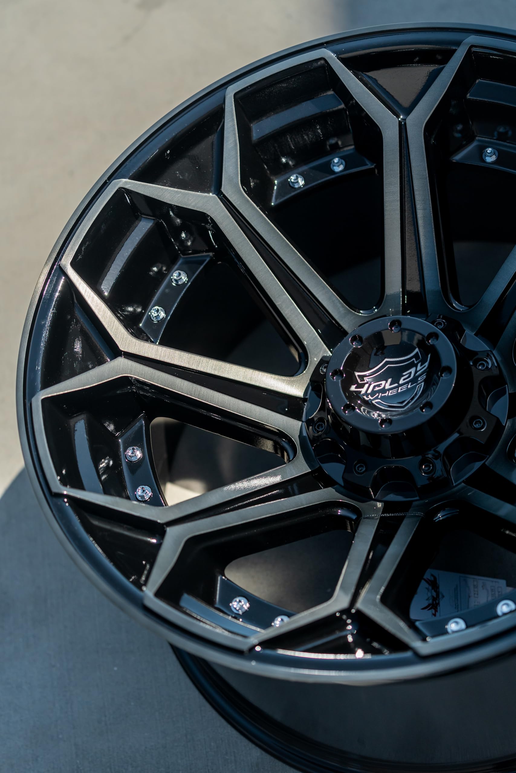 22 Inch 4PLAY Wheels Rim 4P80R Fits 8x165.1 22x12 Gloss Black Brushed with Tinted Clear (1)