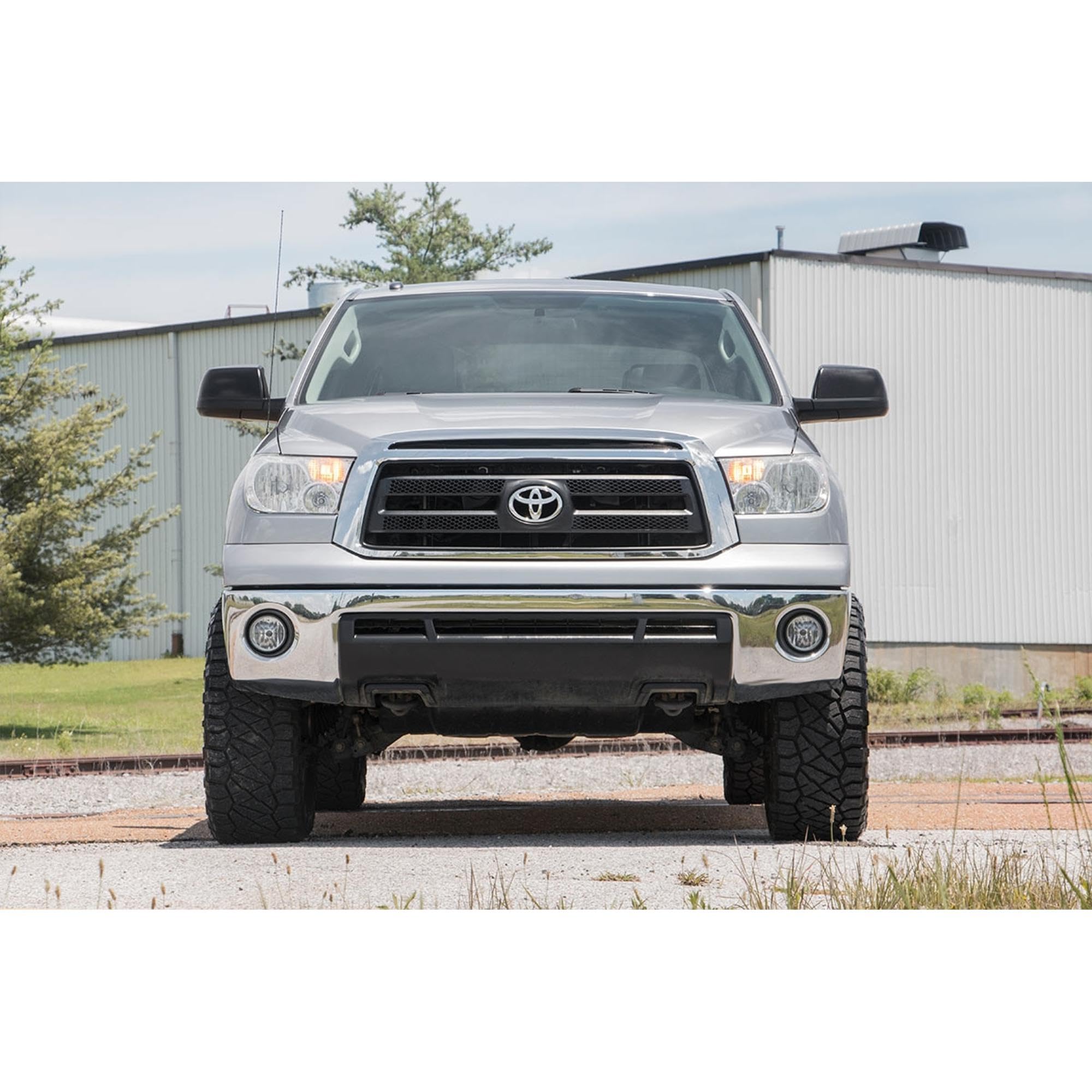 3.5" Rough Country Lift Kit w/N3 Struts for 2007-2021 Toyota Tundra - 76831RED