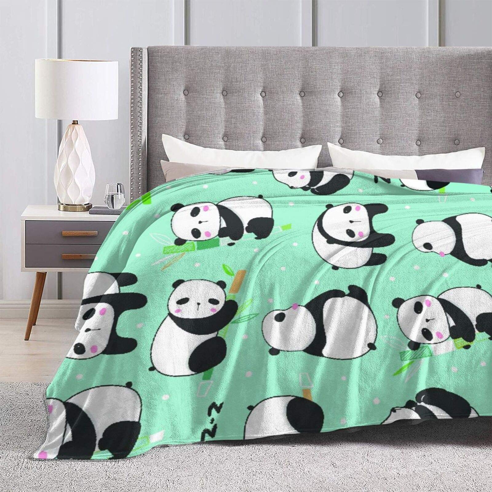 Personalized Custom Janrely Throw Blanket, Kawaii Panda Bears Background, Soft Comfortable Plush Blanket for Sofa Bedroom Travel Fluffy Blanket 40"X50"