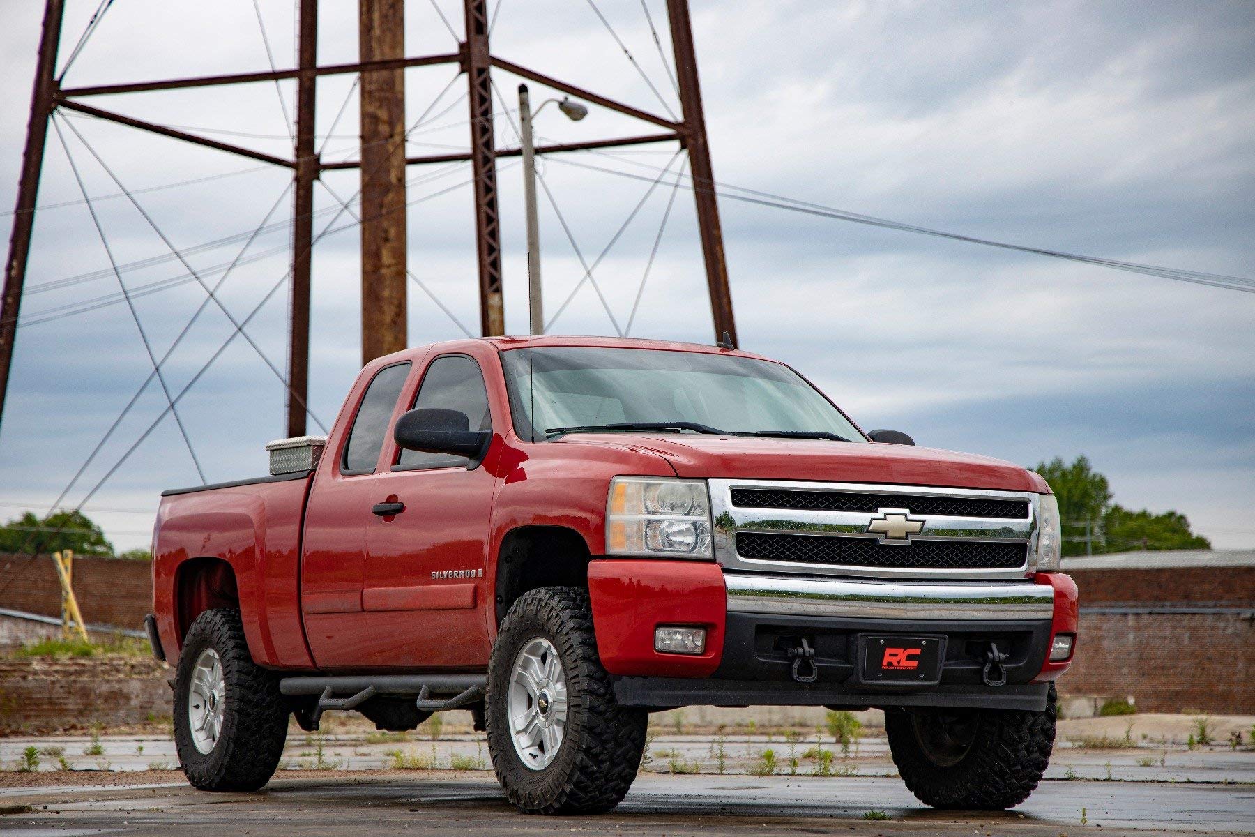 5" Rough Country Suspension Lift Kit with Premium N3 Shocks for Chevy Silverado & GMC Sierra 1500 (2007-2013) 2WD w/6 Lug Wheels
