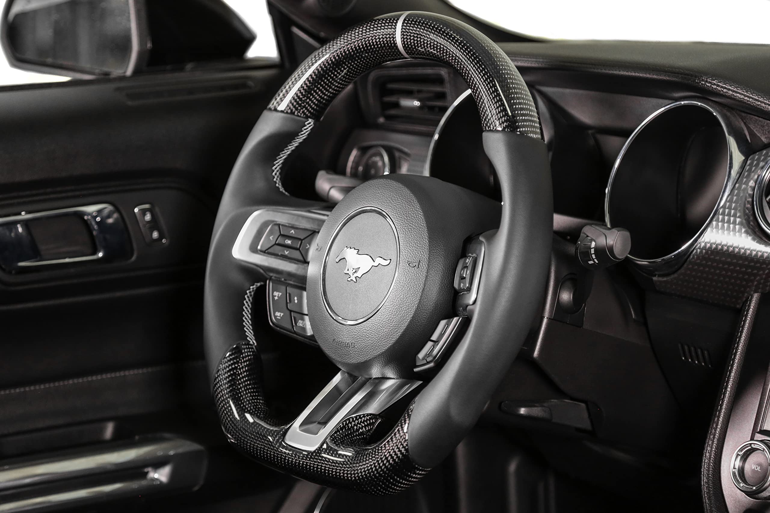 Steering Wheel Rekudo RK950-05 - Carbon Fiber with Leather Grips