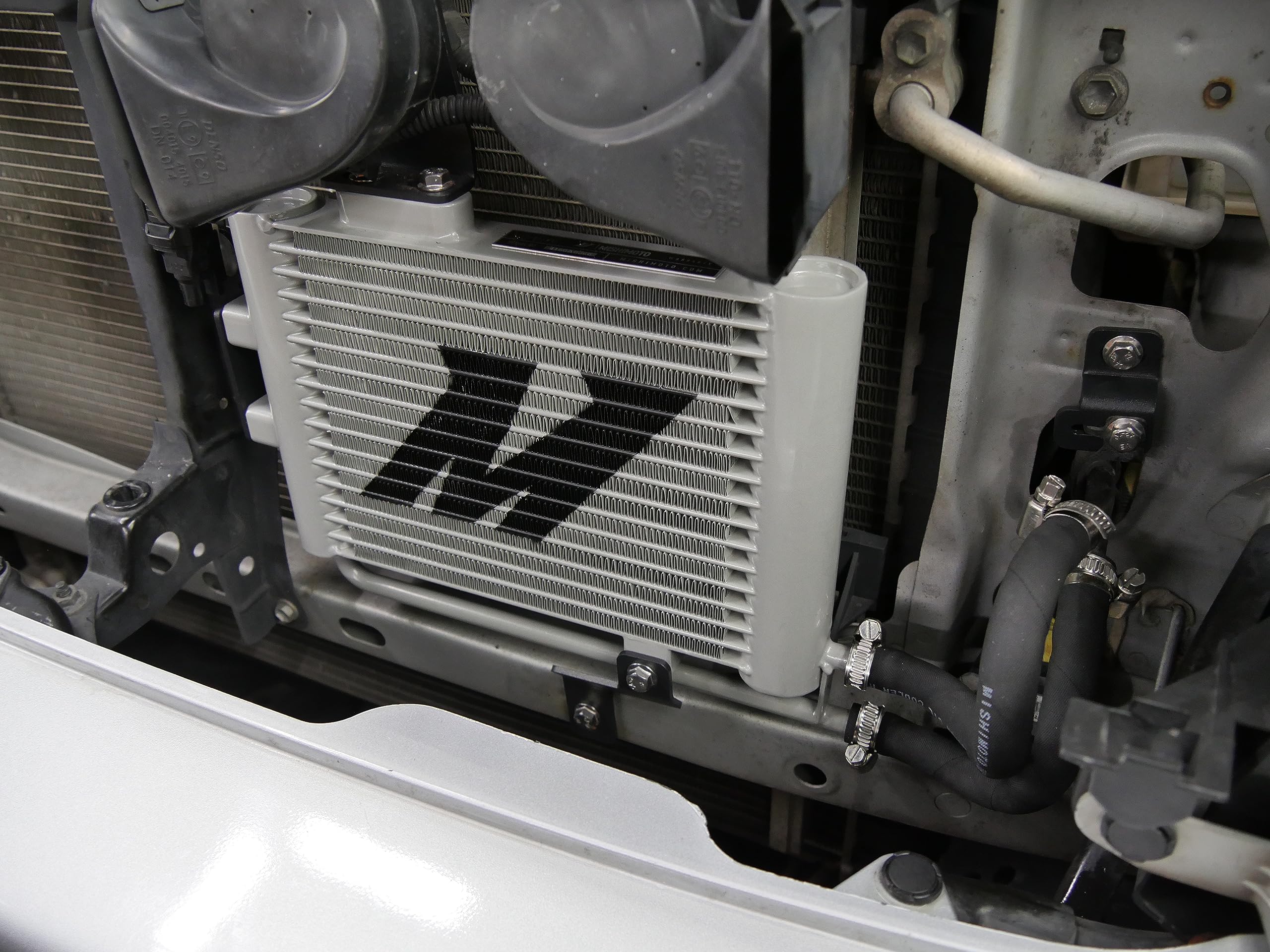 Transmission Cooler Mishimoto, Compatible with Toyota Tacoma 2005-2011