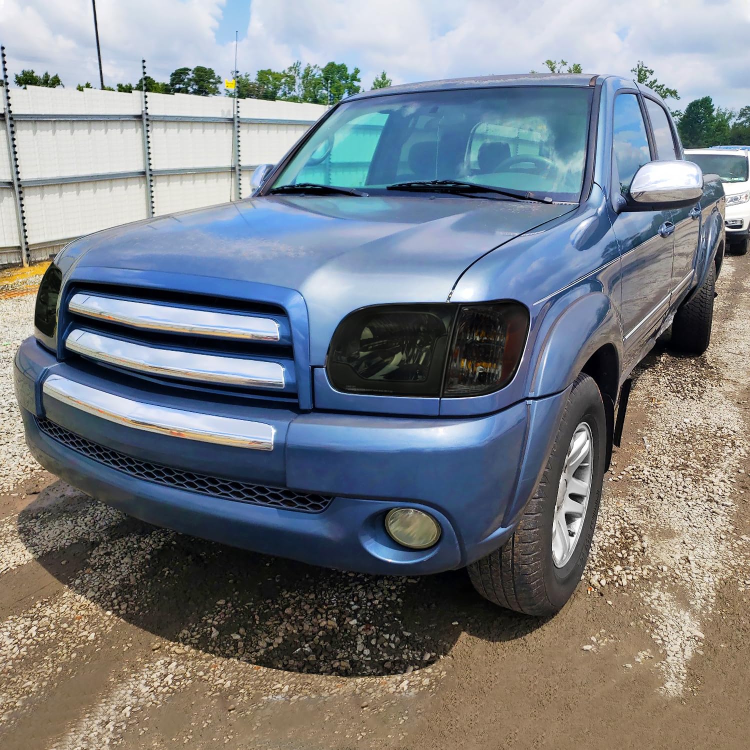 Smoke LED Switchback Sequential Headlights + Corner Lights SPEC-D TUNING Compatible with 2005-2006 Toyota Tundra, Left + Right Pair Headlamp Assembly