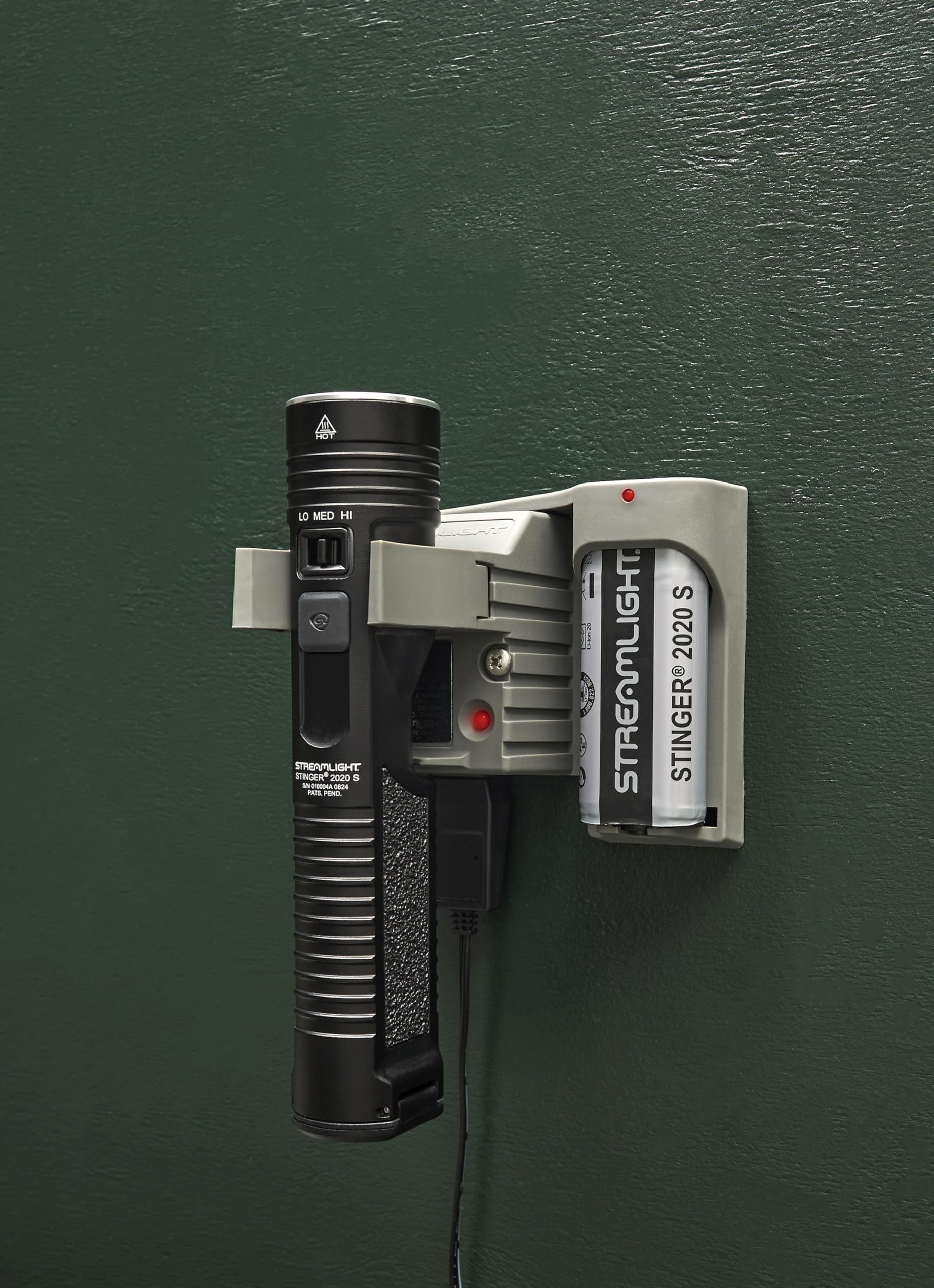 Streamlight Piggyback 78204 Smart Charger Holder & Battery, Stinger 2020 S