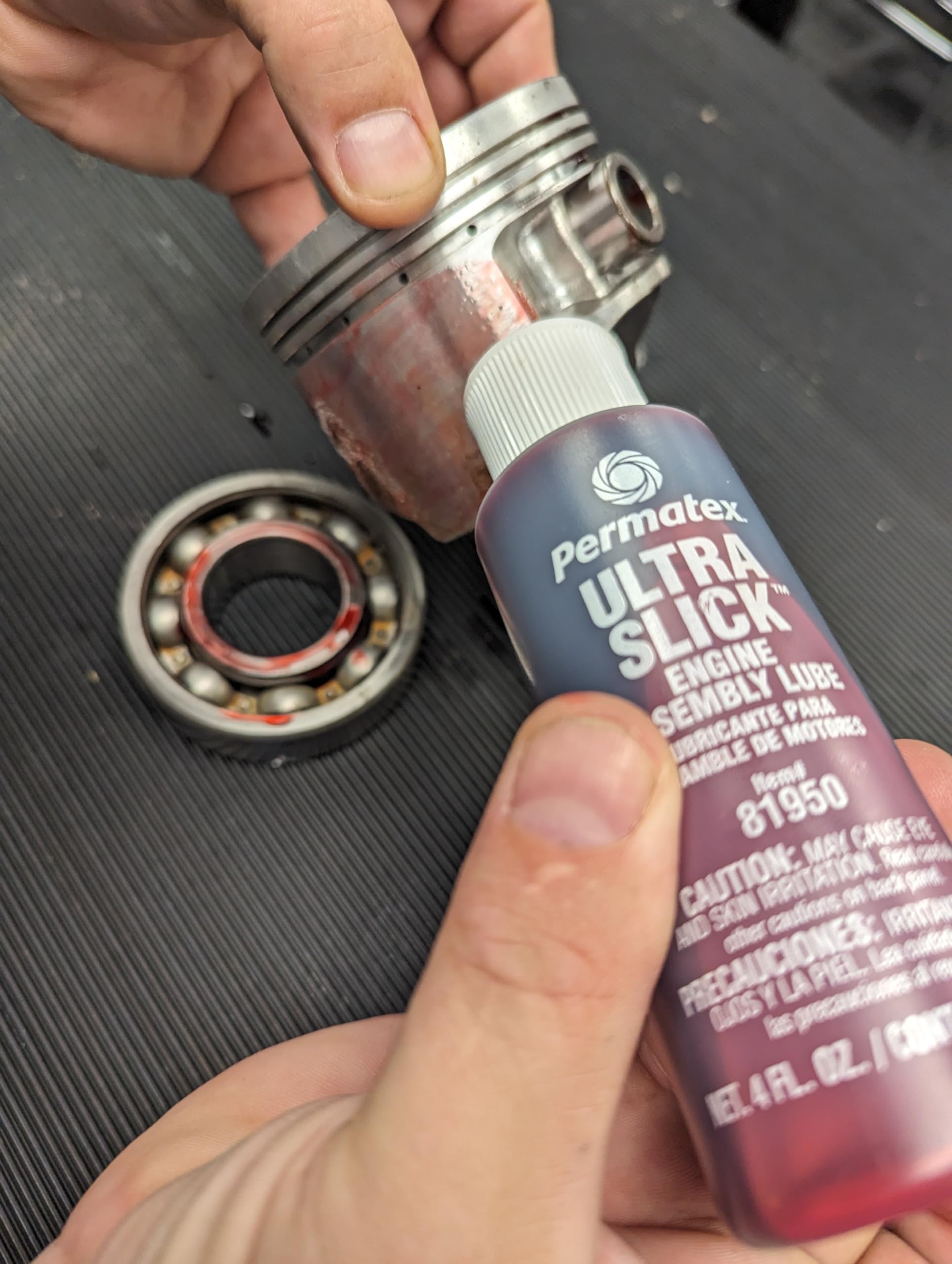 Ultra Slick Permatex Engine Assembly Lube, 4 oz. , Red