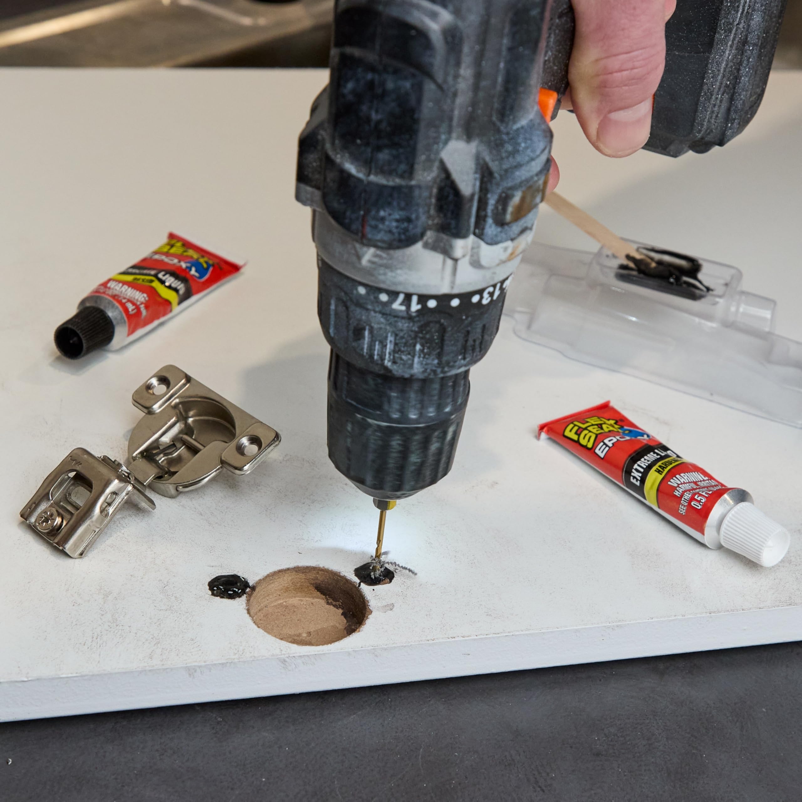 Flex Seal Epoxy, Multi-Purpose Extreme Liquid, Durable, Permanent, Watertight, Long-Lasting Bond, for Automotive, Marine, Plumbing, Home, & Tool Repairs, Cures Black, 2 Tubes: 0.5 fl oz (14 mL) Each