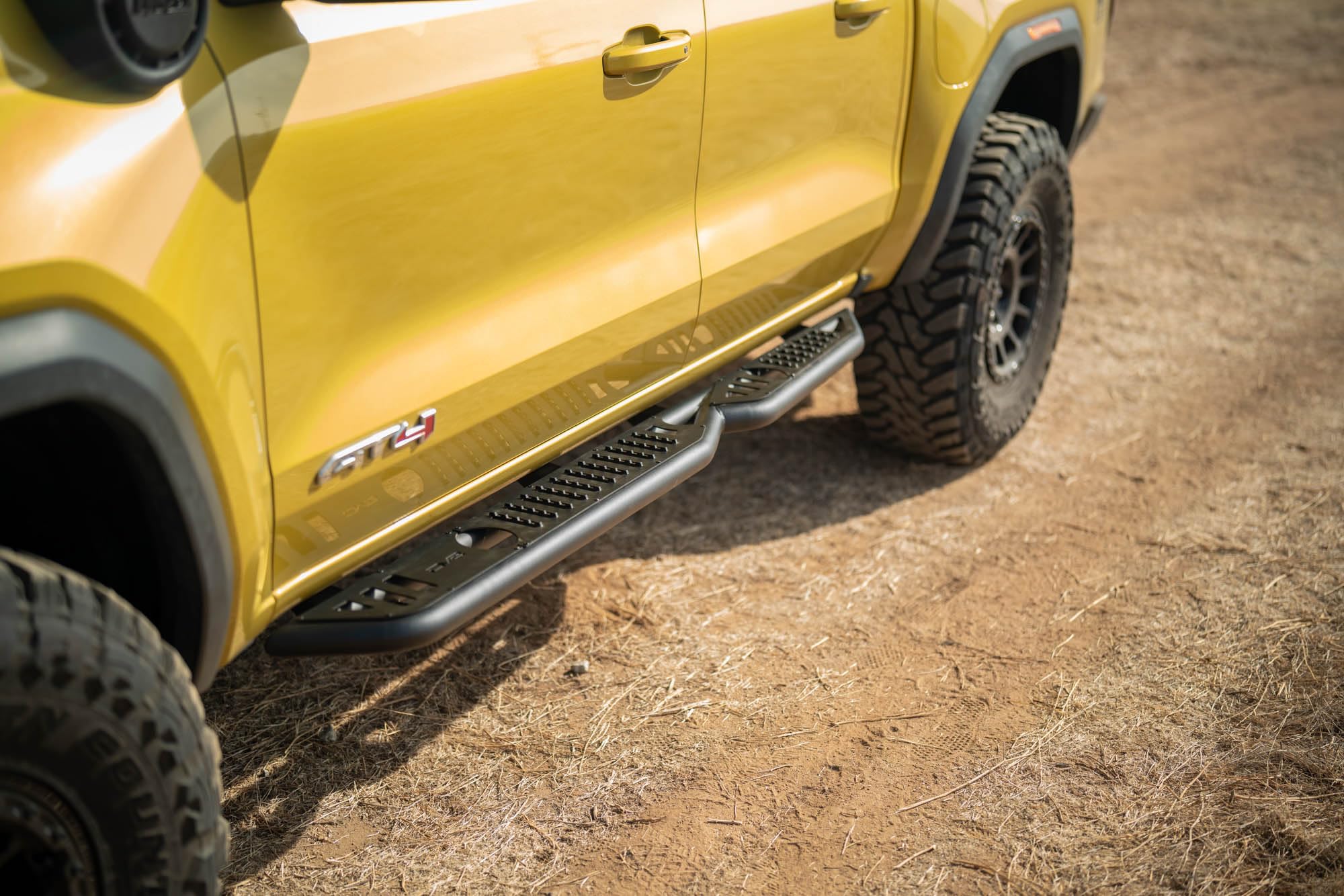 DV8 Offroad Side Steps OE Plus for 2023-2025 Chevy Colorado & GMC Canyon | Anti-Slip Design | Mounts to Body/Pinch Weld | Provides Protection from Light Trail Debris | Retains OEM Ground Clearance