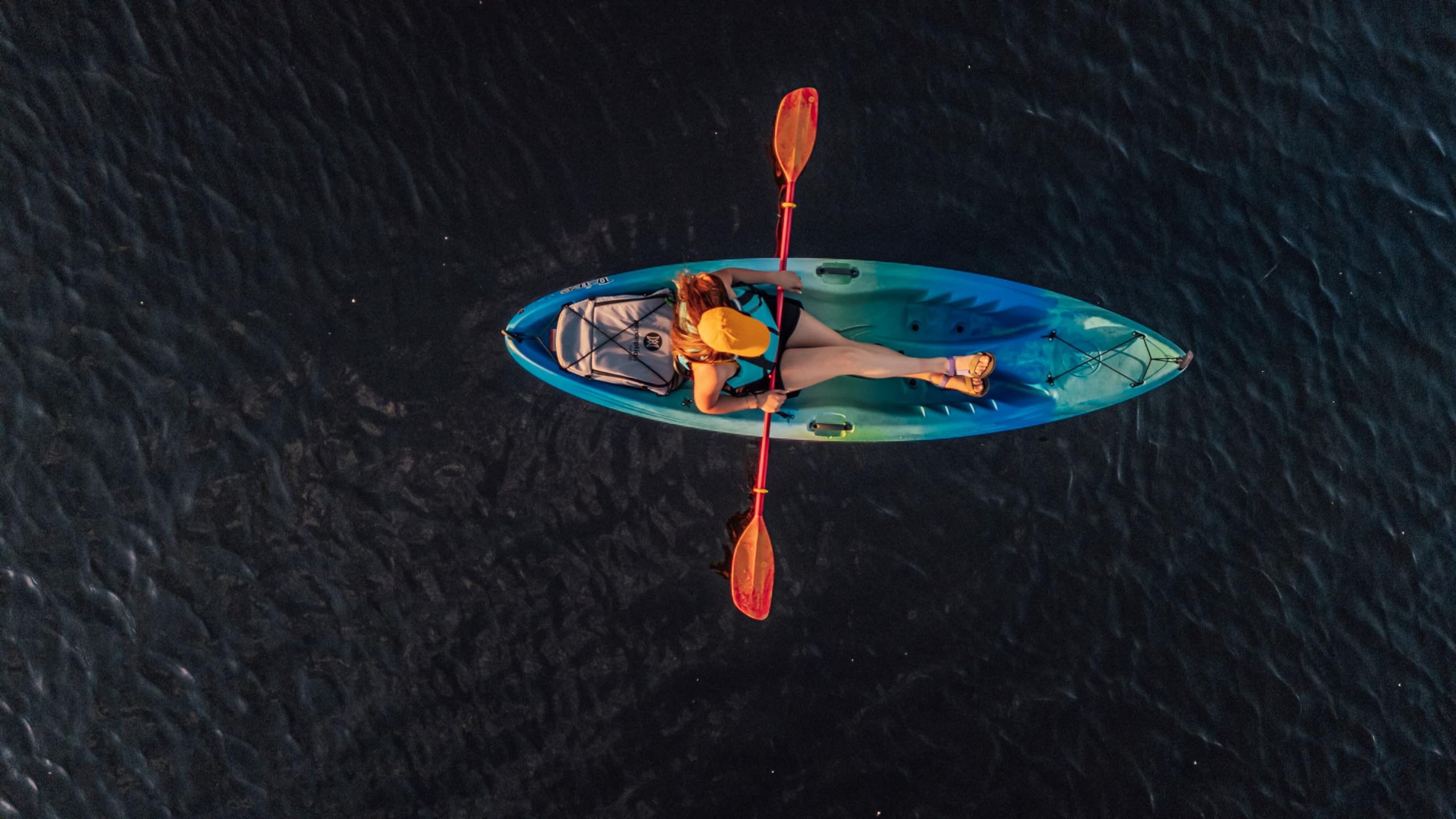 Perception 9.5 Tribe - Recreational Kayak Sit on Top - Large Rear Storage with Tie Downs - 9.5 ft - Déjà Vu