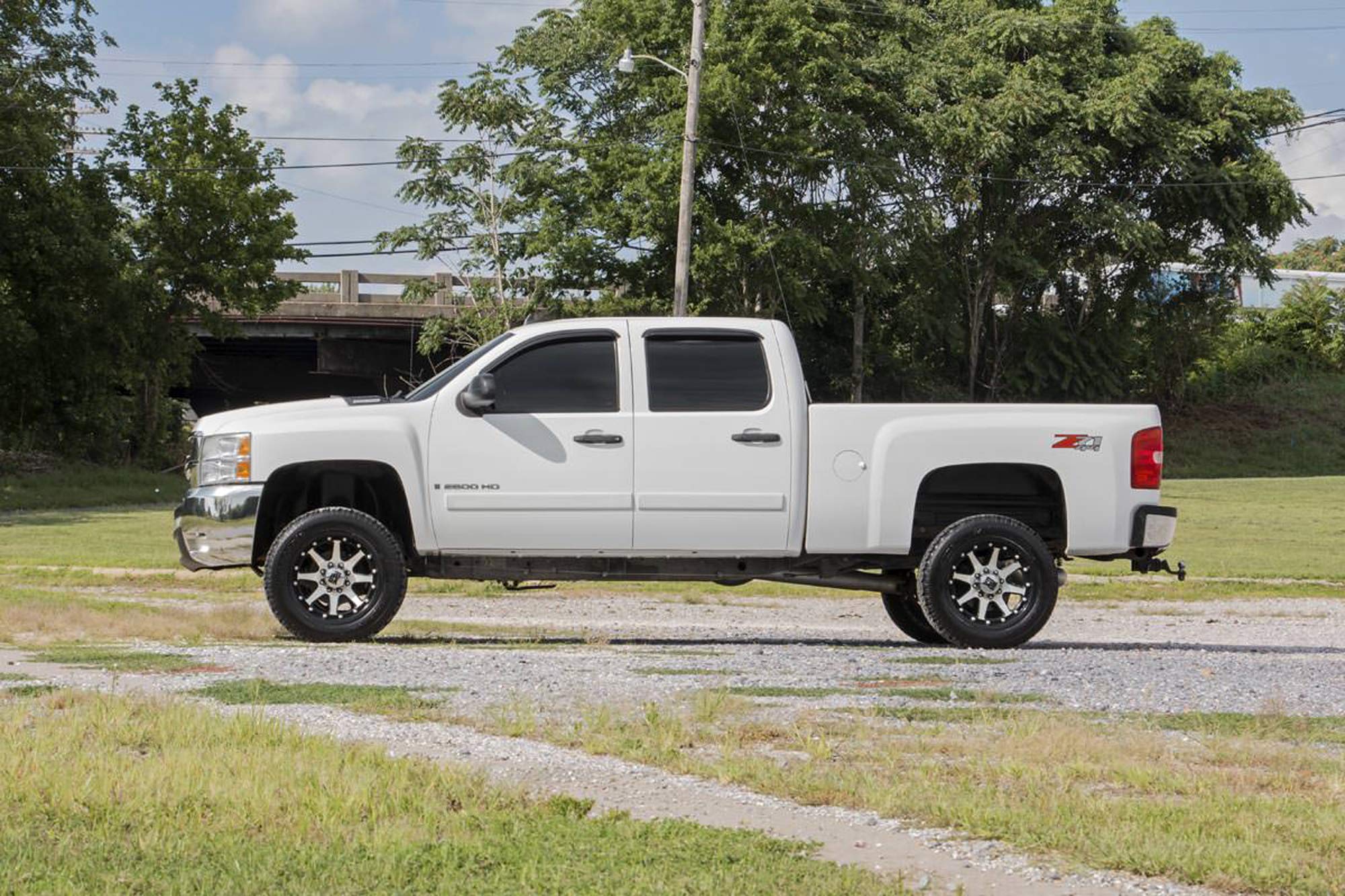 3" Rough Country V2 Lift Kit for 2001-2010 Chevy/GMC 2500HD | FT Codes - 859670