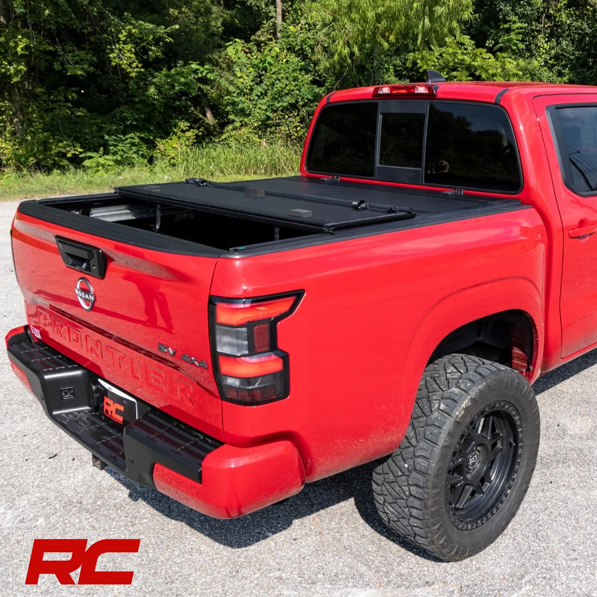 Rough Country Hard Tri-Fold Truck Bed Flip Up Tonneau Cover for Nissan Frontier (2022-2025) - Fits 5' (58.9-59.5") Bed, All-Weather, Flush Aluminum Panels