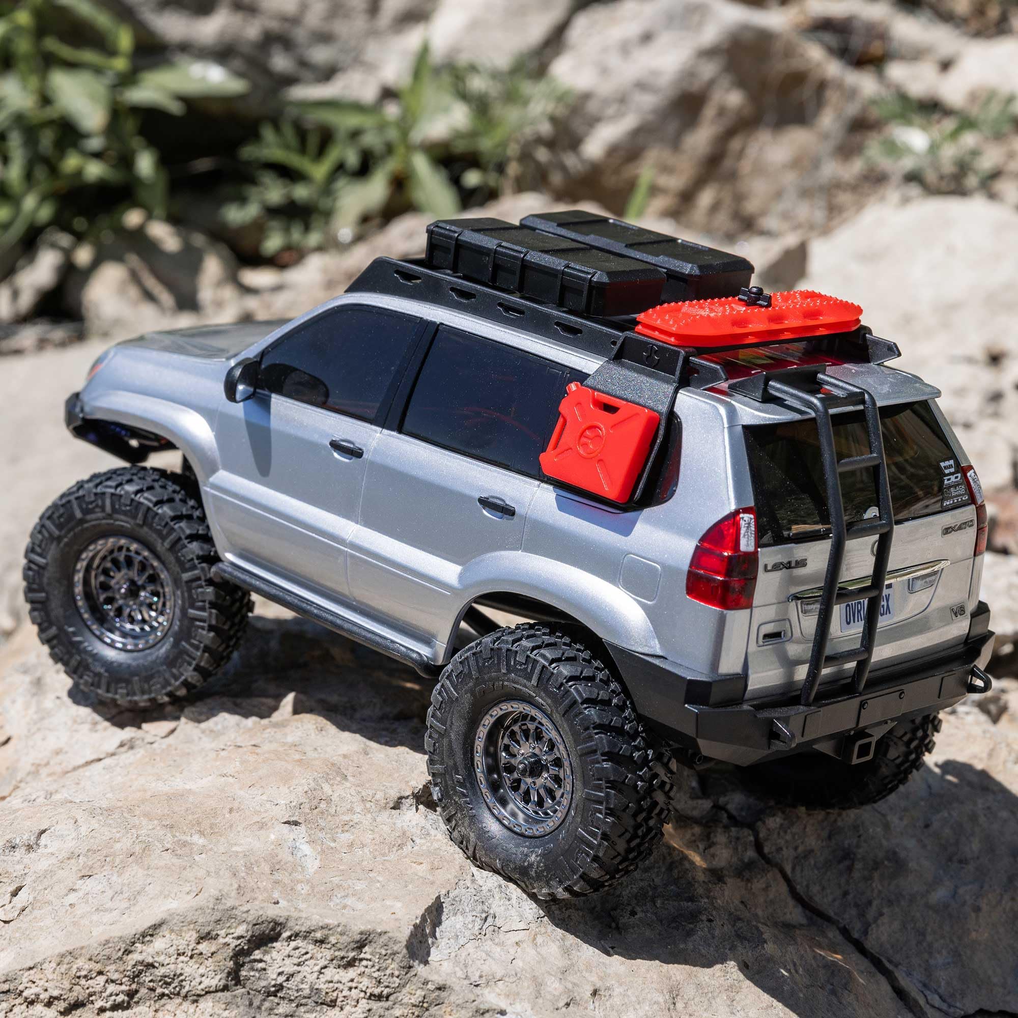 Axial SCX24 RC Truck Lexus GX470: 1/24 4WD RTR (Everything Needed to Run is Included), Silver, AXI-1532T2