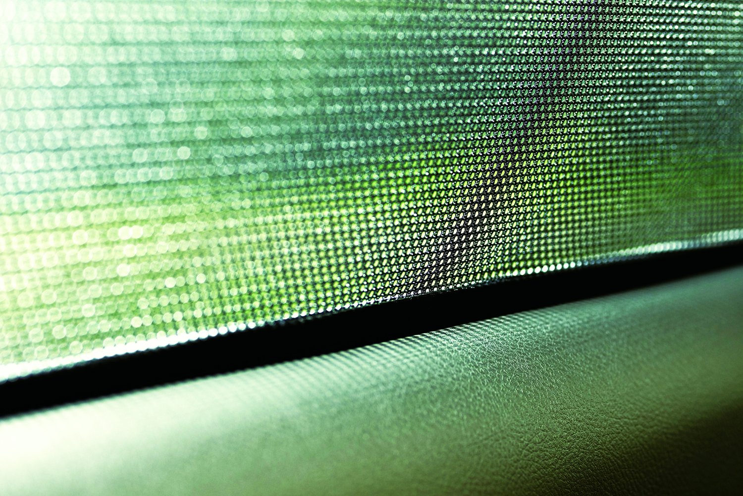 3D MAXpider Soltect Rear Window Custom Fit Sun Shade (for Subaru Forester Select Models)