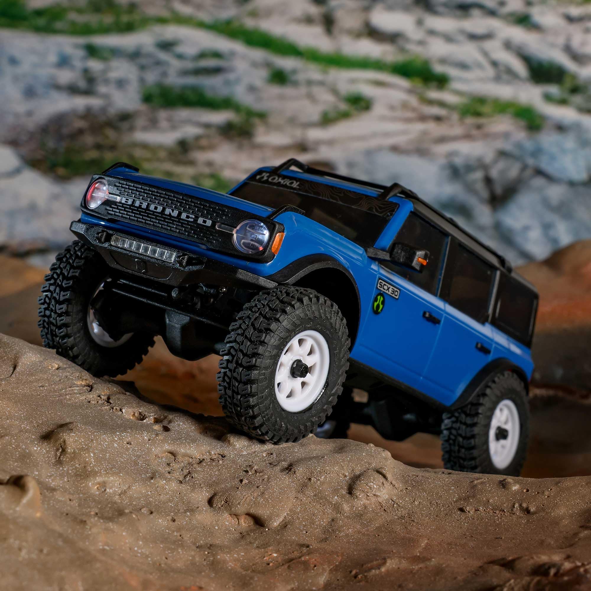 1/30 Axial SCX30 Ford Bronco 4X4 RTR Brushed Rock Crawler (Battery & Charger Included), Blue, AXI-2048T1