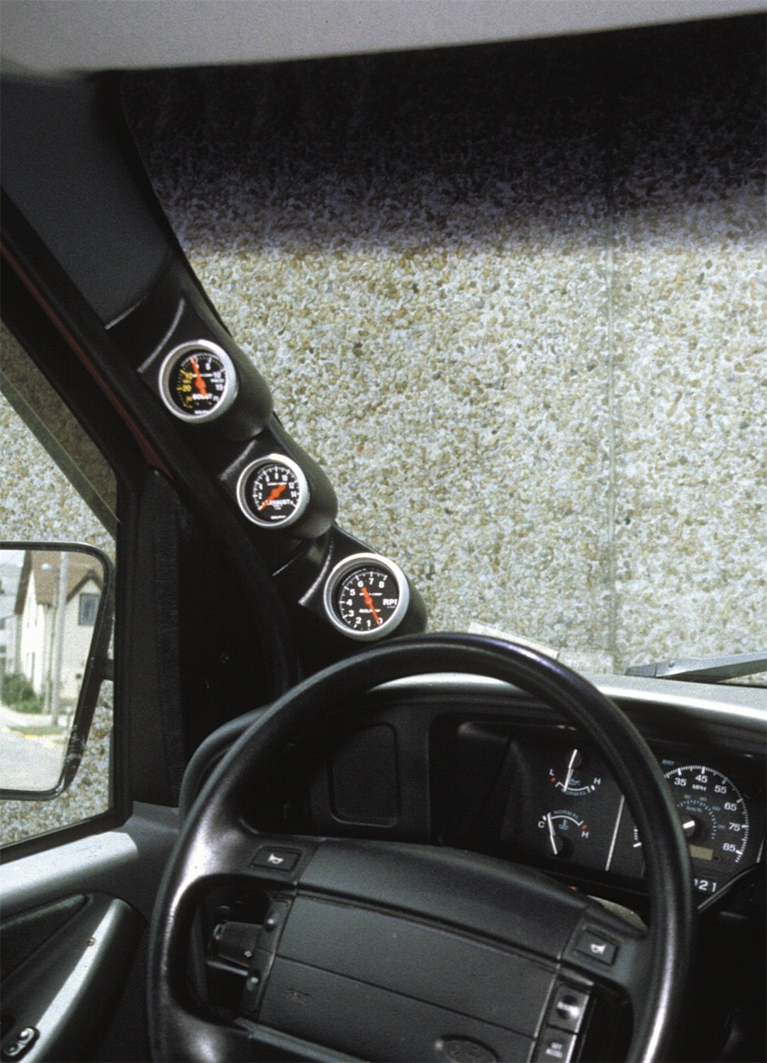 Auto Meter Gauge Works Triple Pillar 17316